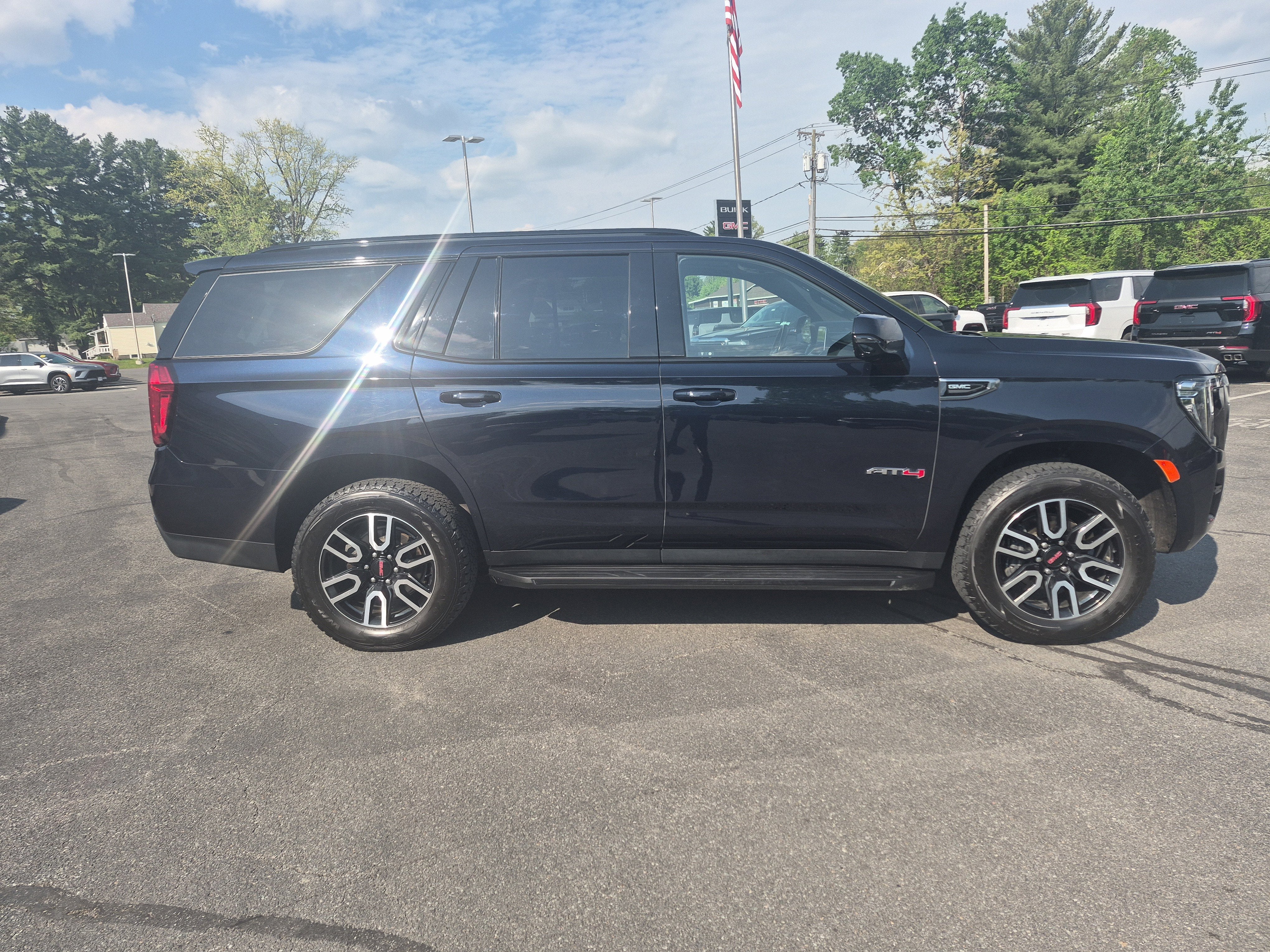 2021 GMC Yukon AT4