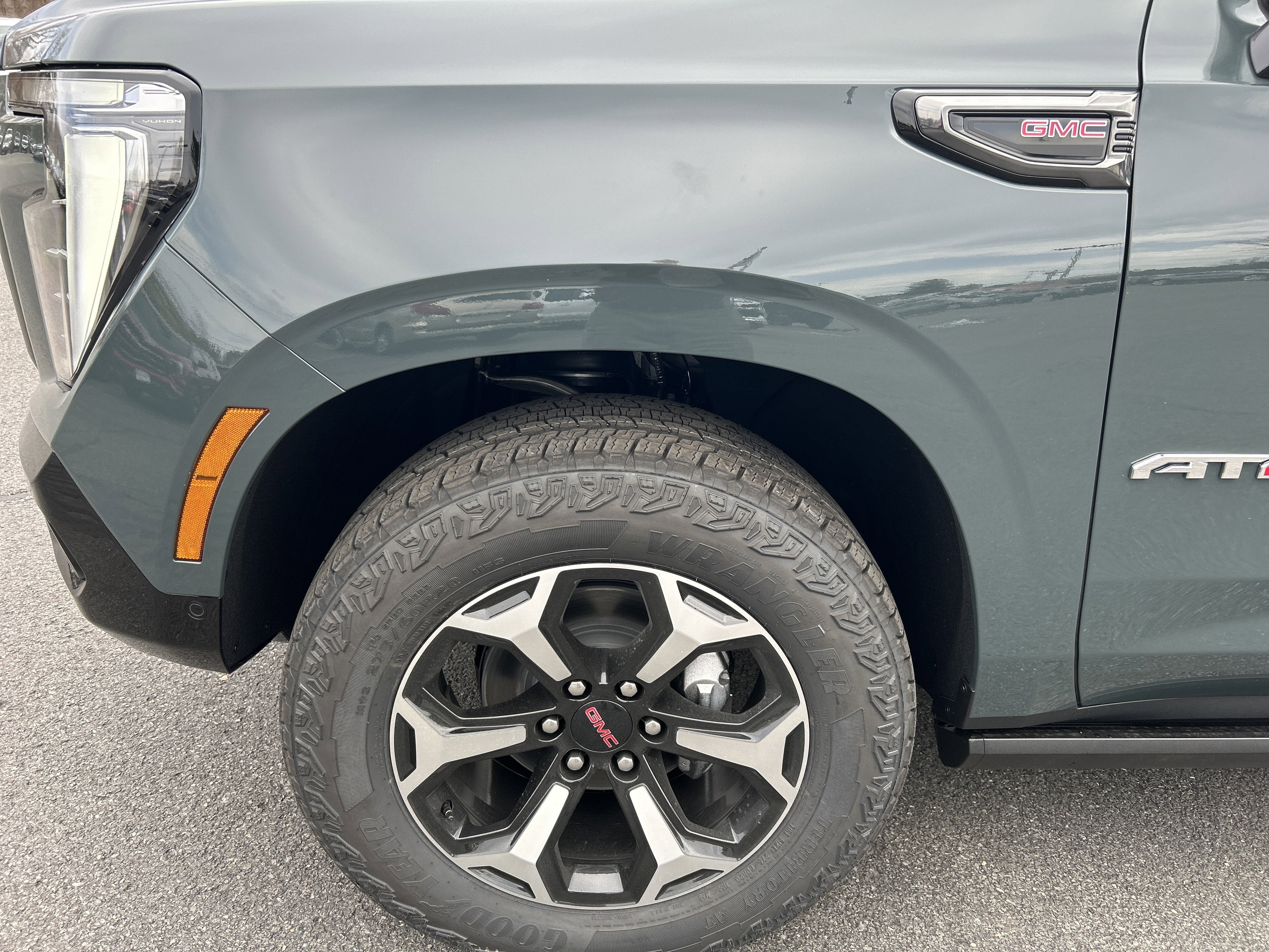2026 GMC Yukon AT4