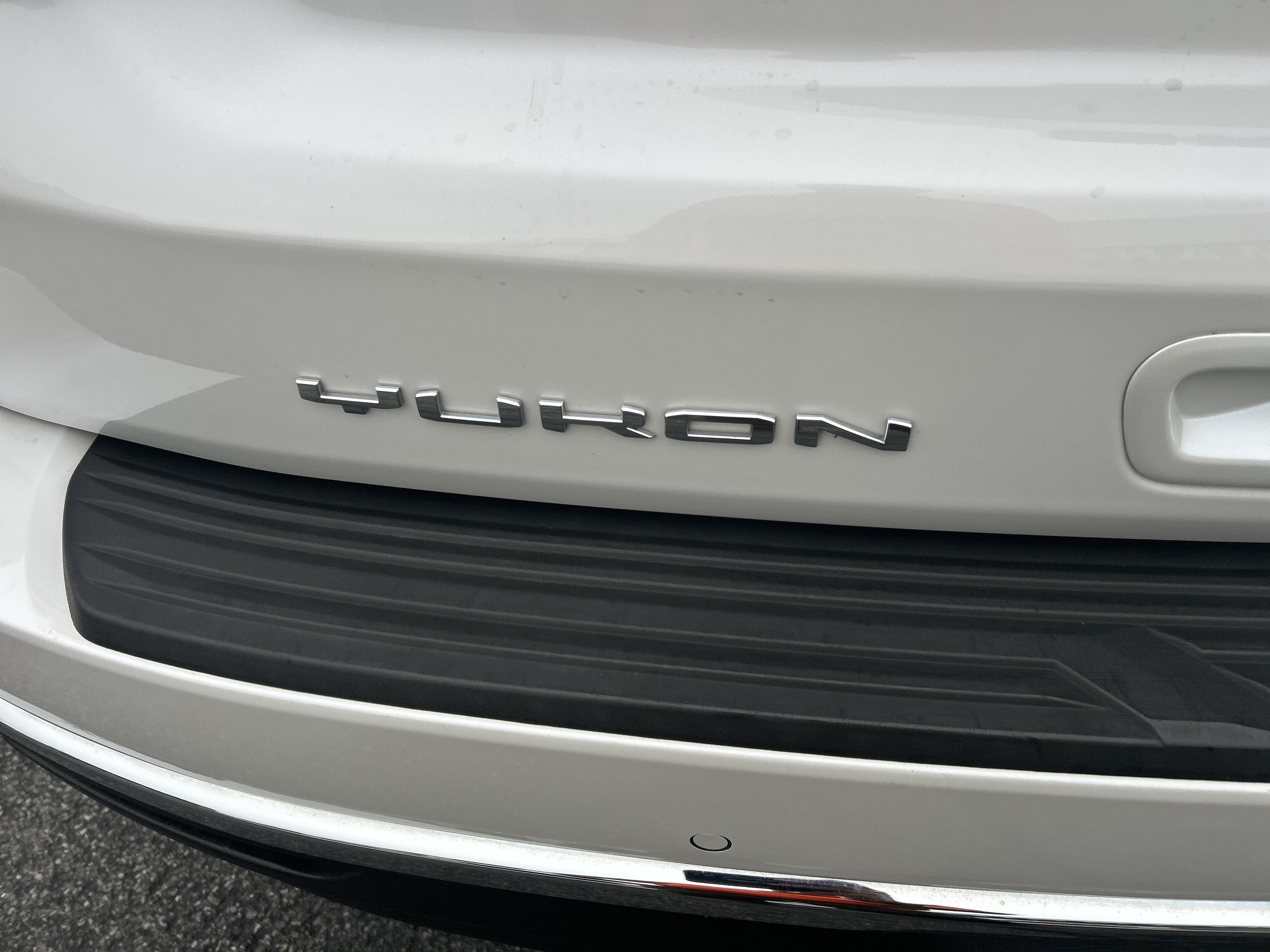 2023 GMC Yukon XL SLT