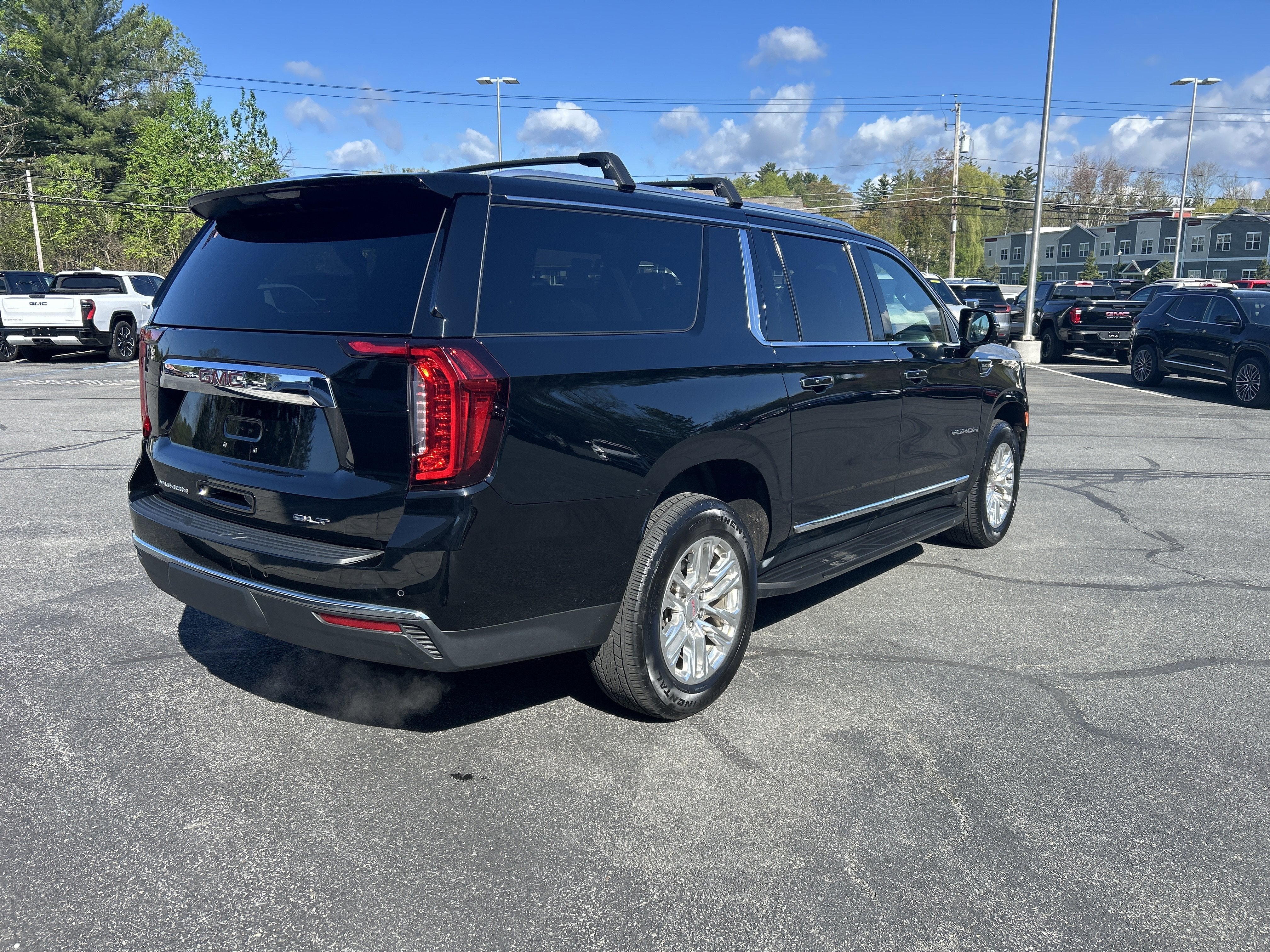 2021 GMC Yukon XL SLT
