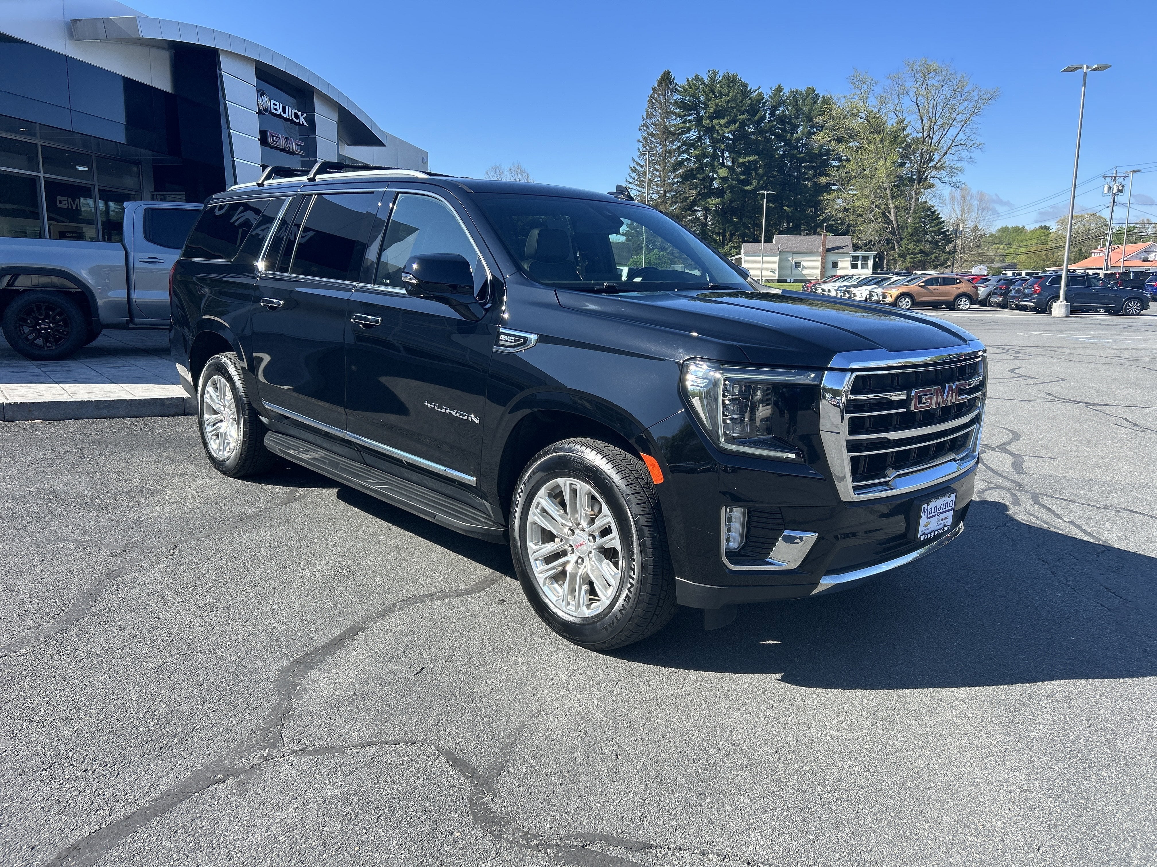 2021 GMC Yukon XL SLT