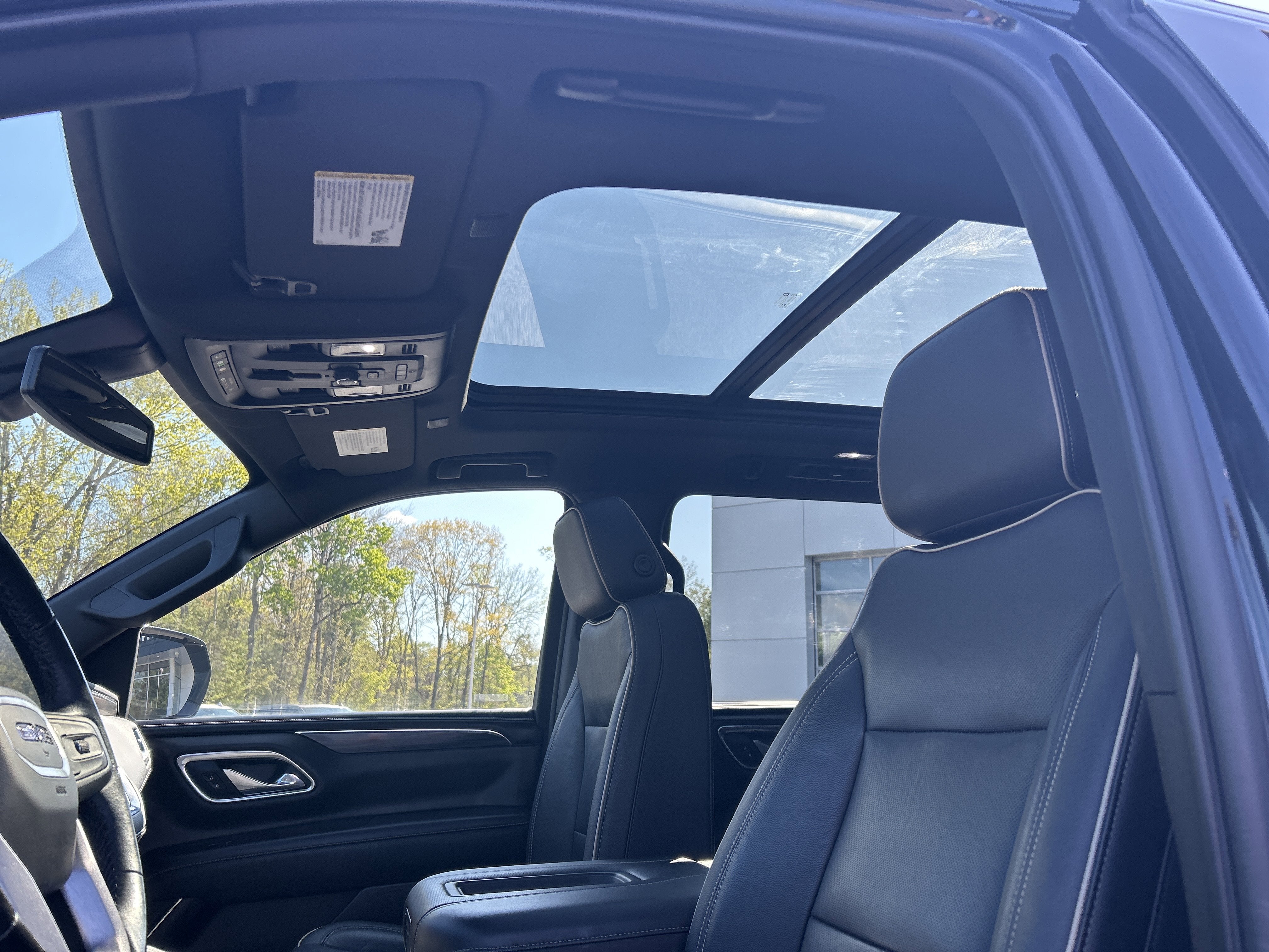 2021 GMC Yukon XL SLT