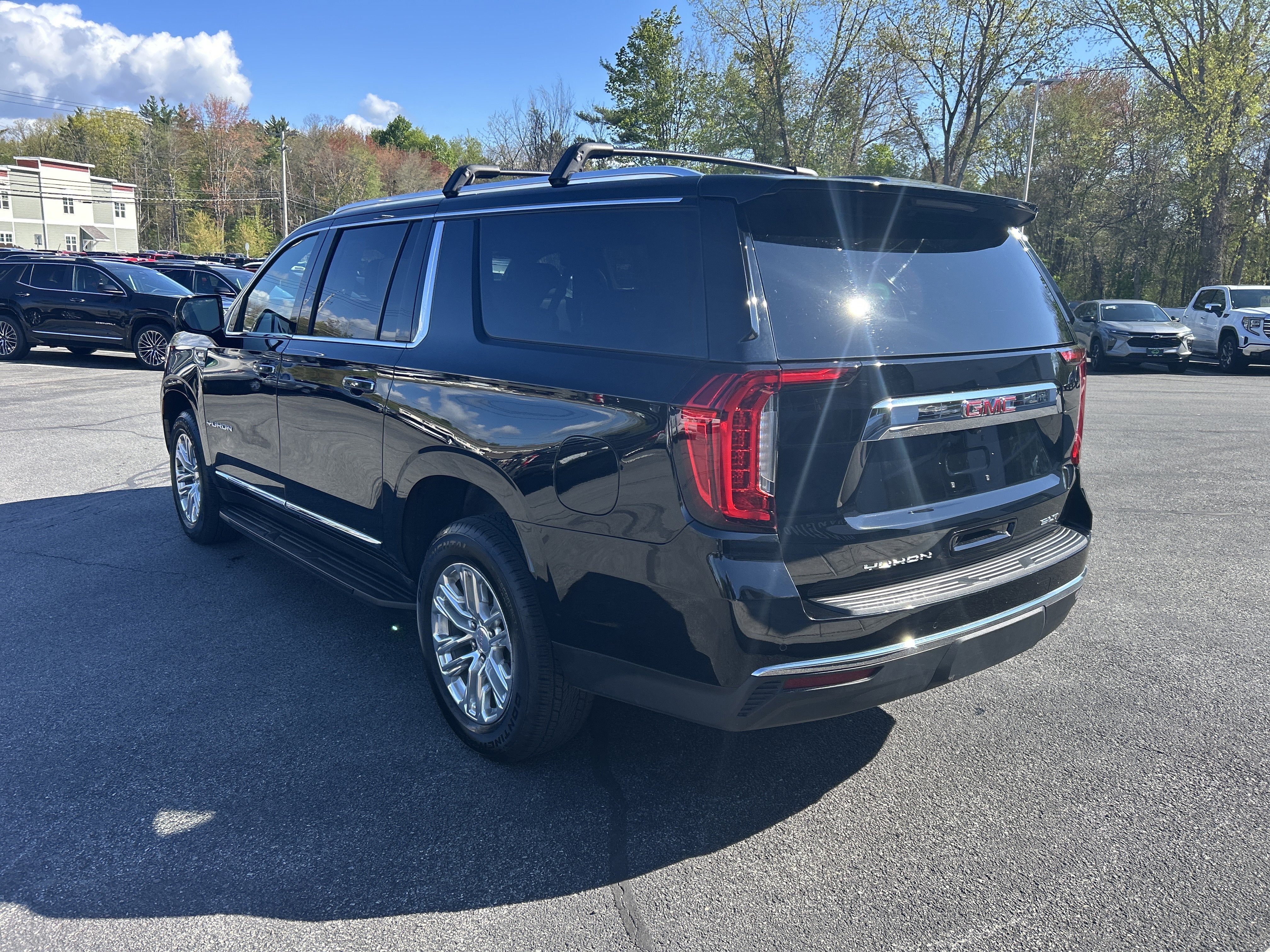 2021 GMC Yukon XL SLT