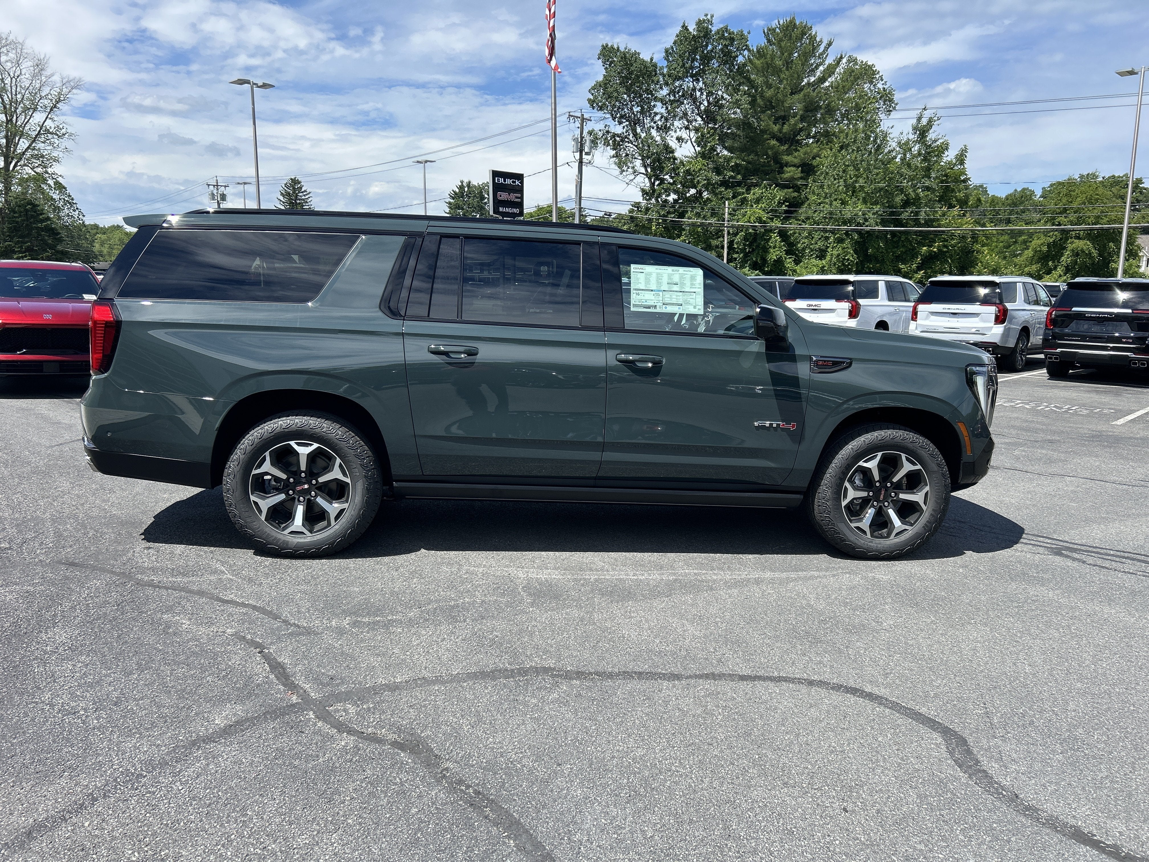 2026 GMC Yukon XL AT4