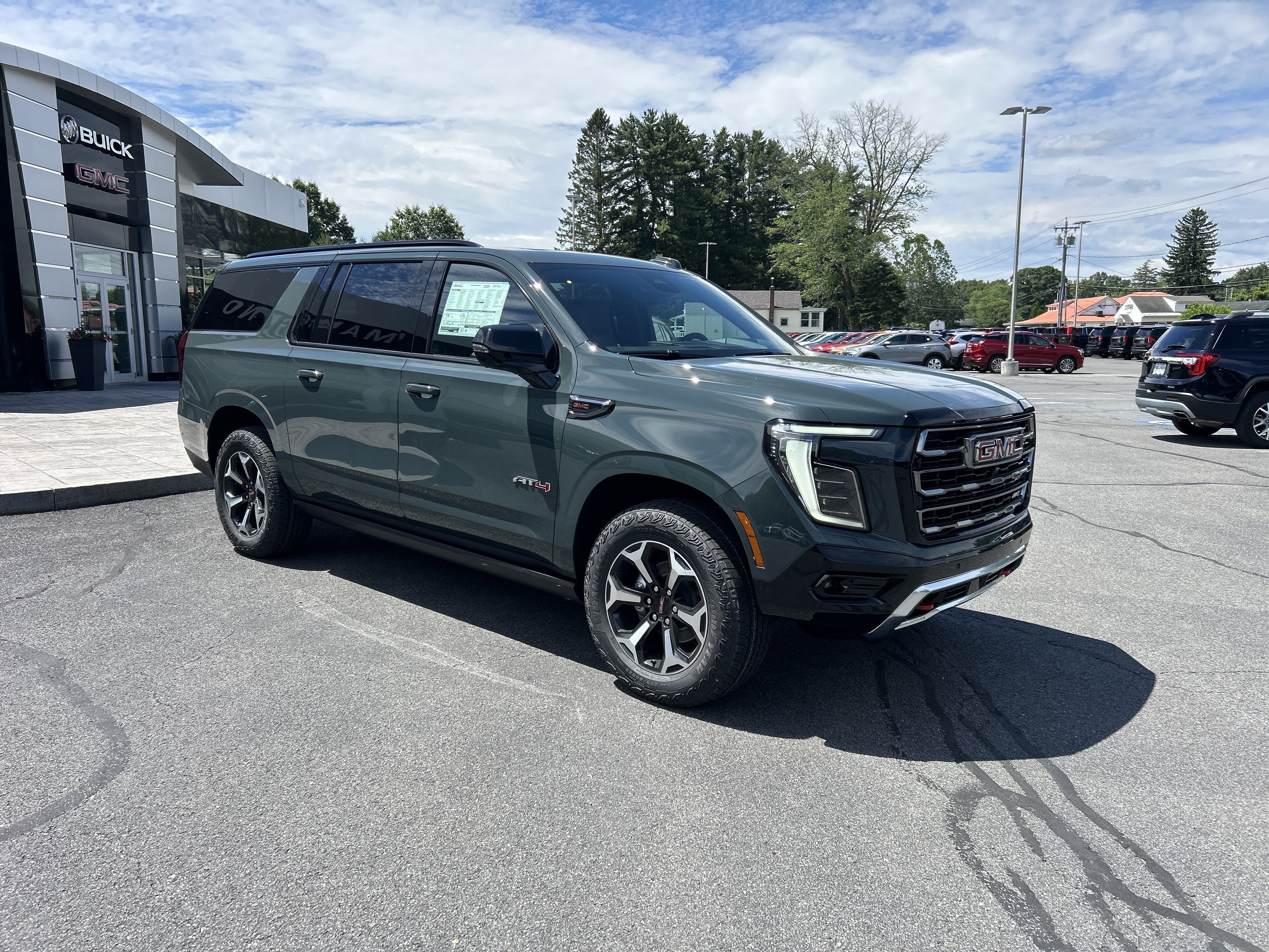 2026 GMC Yukon XL AT4