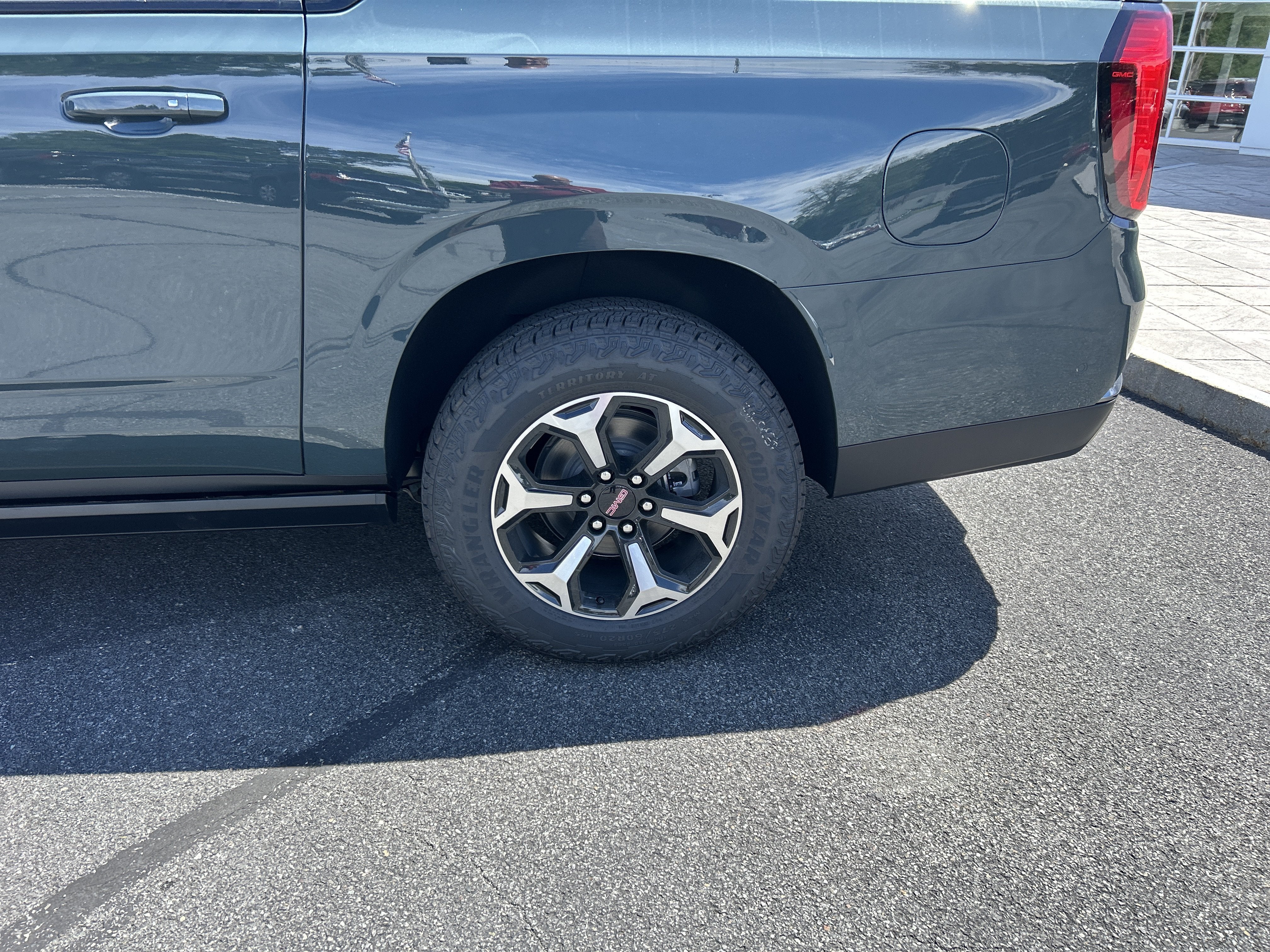 2026 GMC Yukon XL AT4