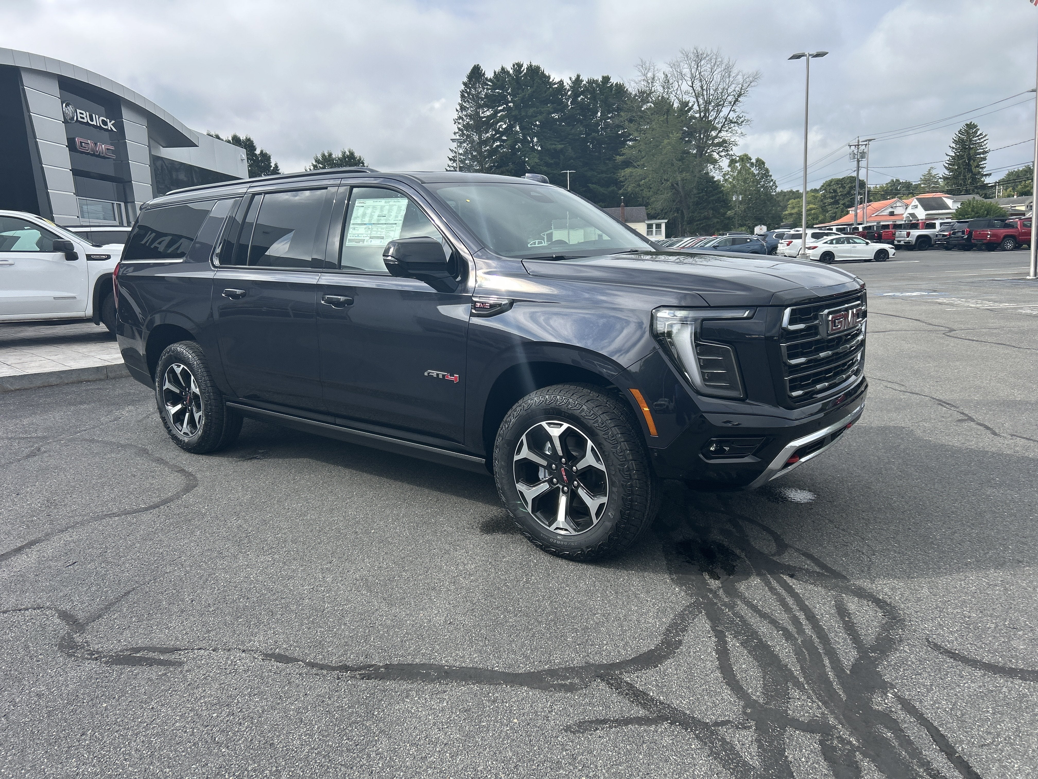 2026 GMC Yukon XL AT4