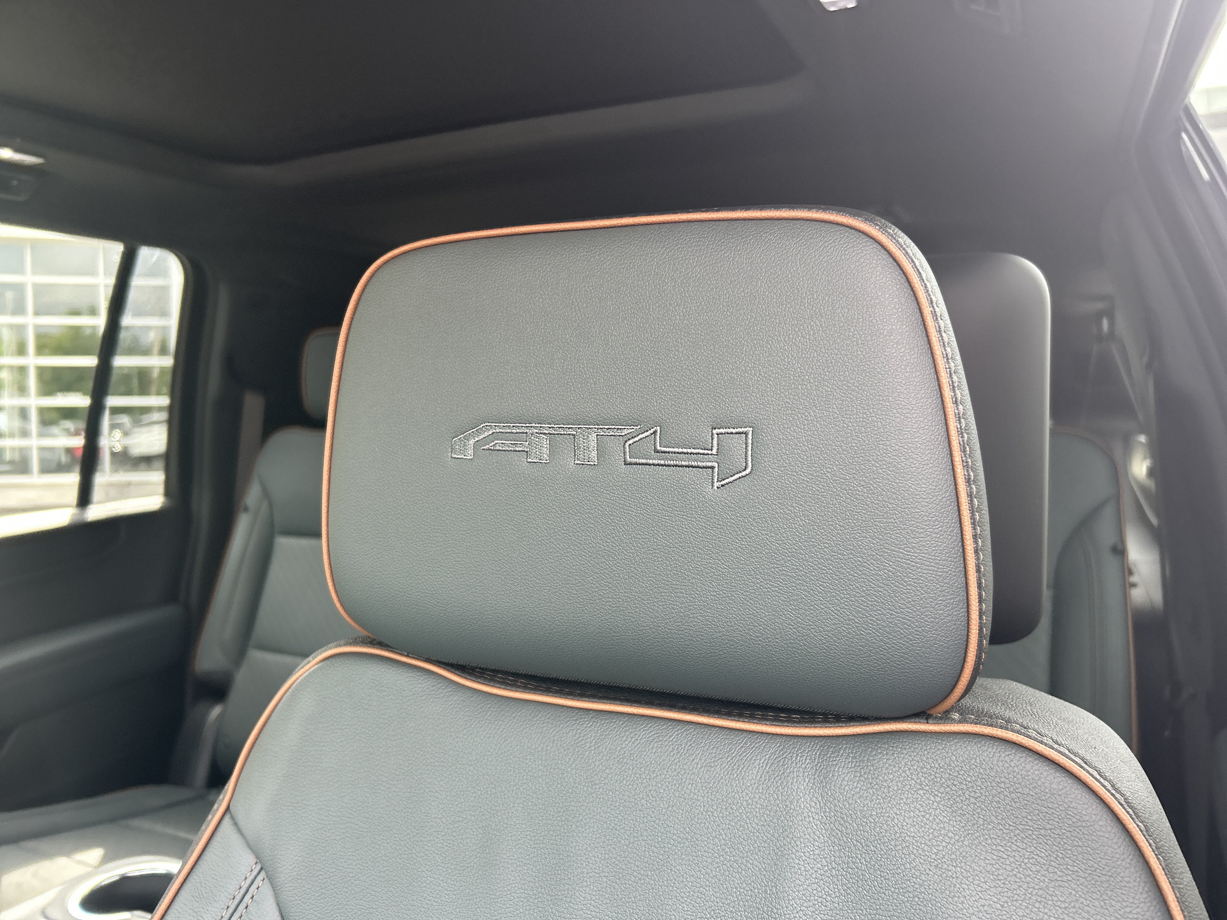 2026 GMC Yukon XL AT4