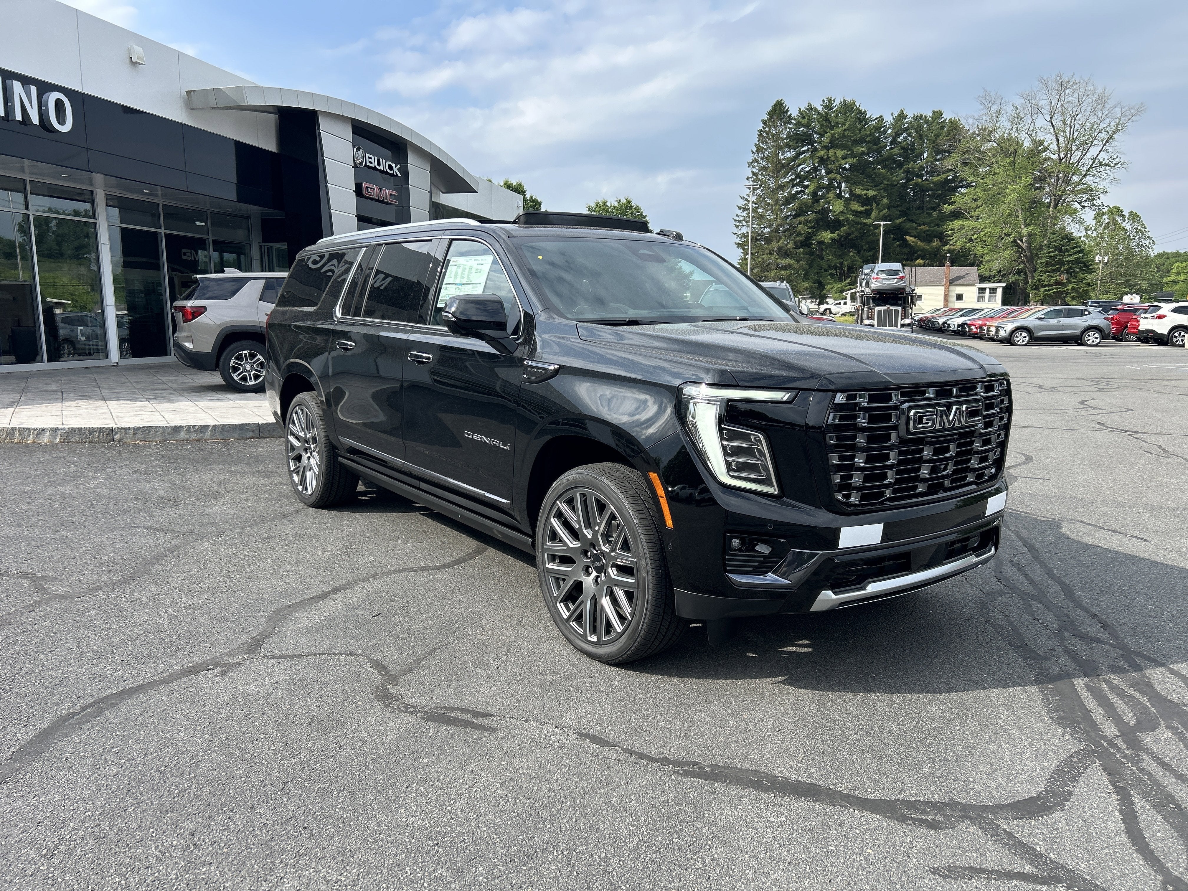 2026 GMC Yukon XL Denali Ultimate
