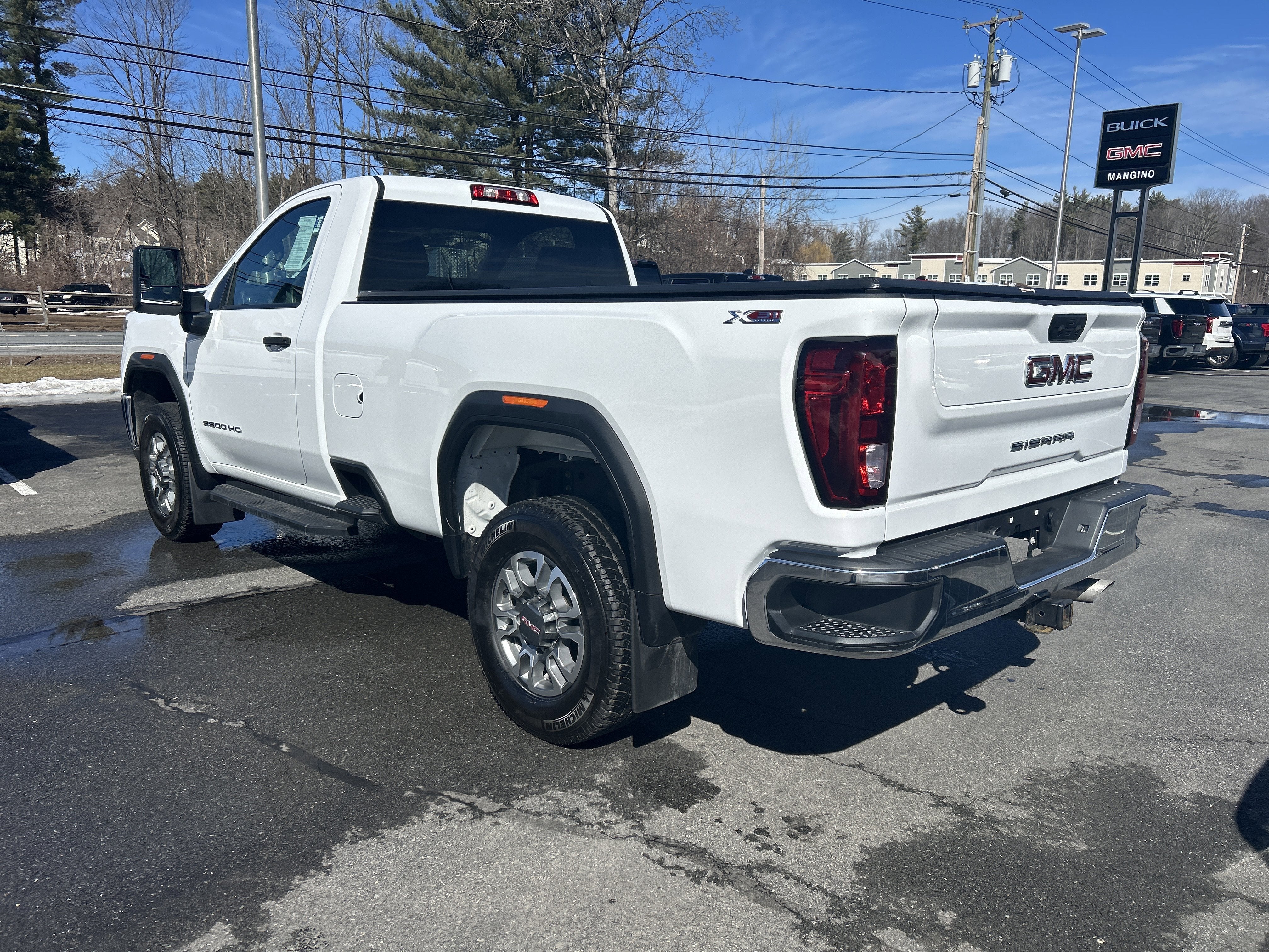 2023 GMC Sierra 3500 HD Pro