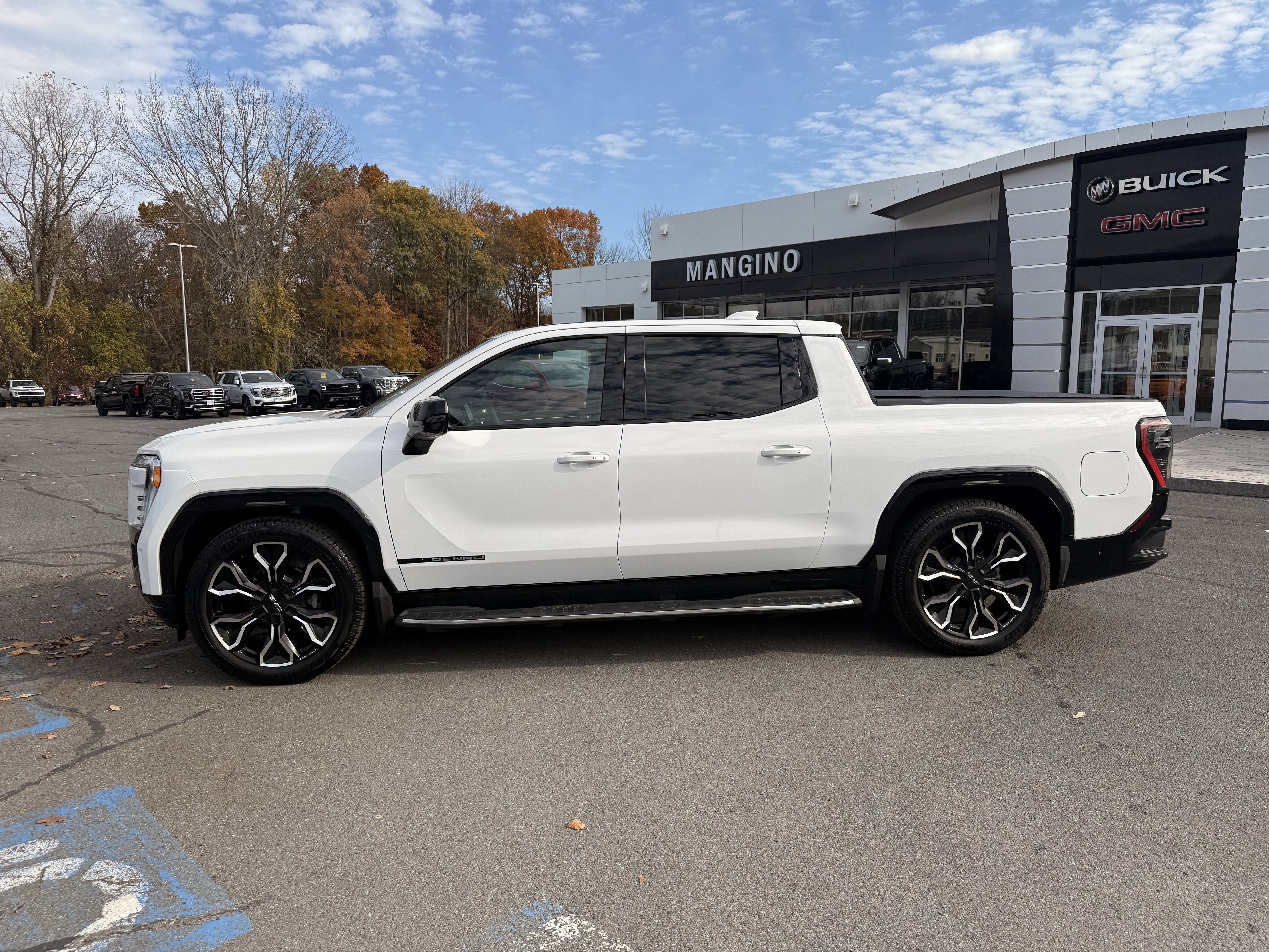 2025 GMC Sierra EV Max Range Denali