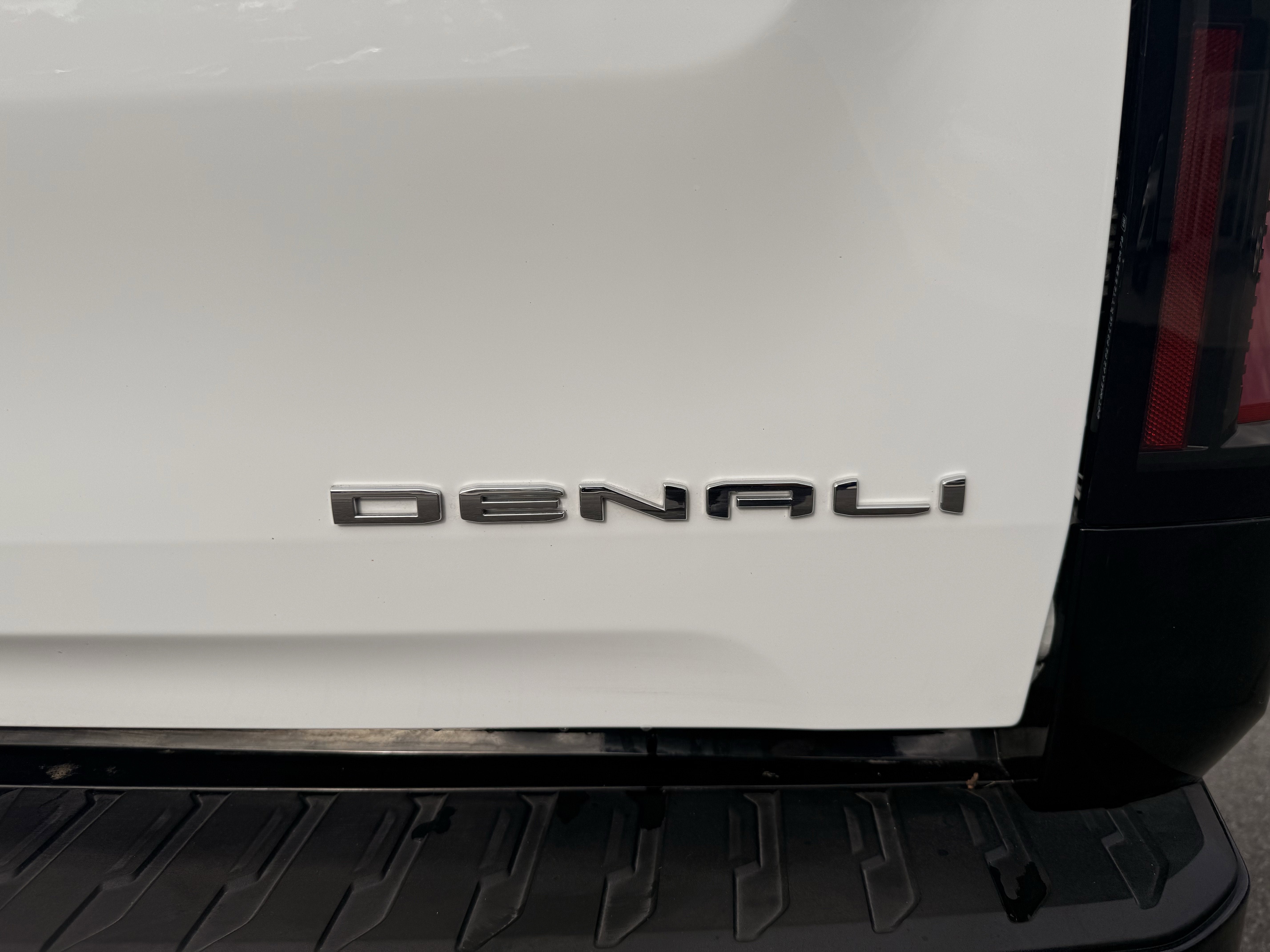 2025 GMC Sierra EV Max Range Denali