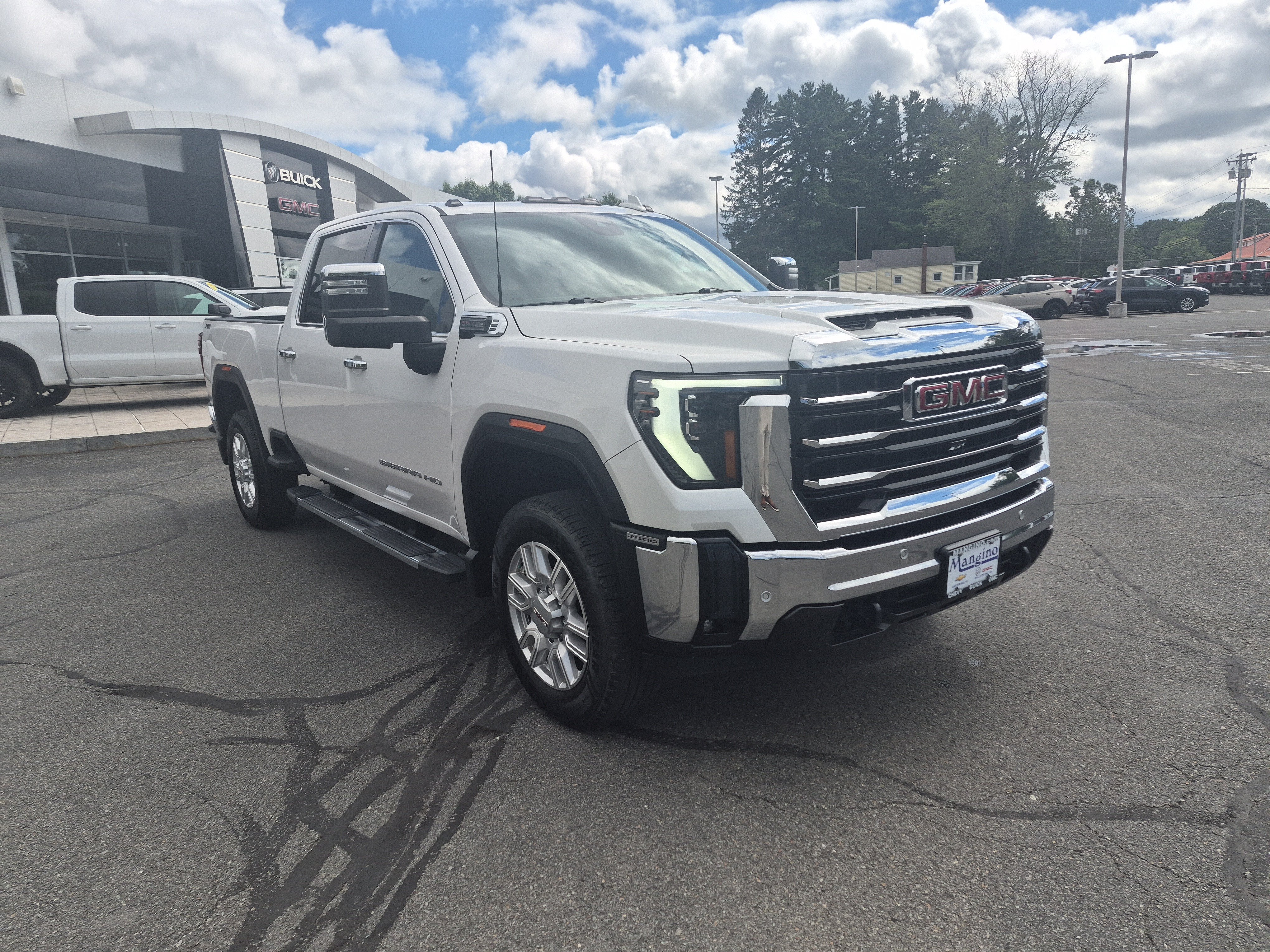 2024 GMC Sierra 2500 HD SLT