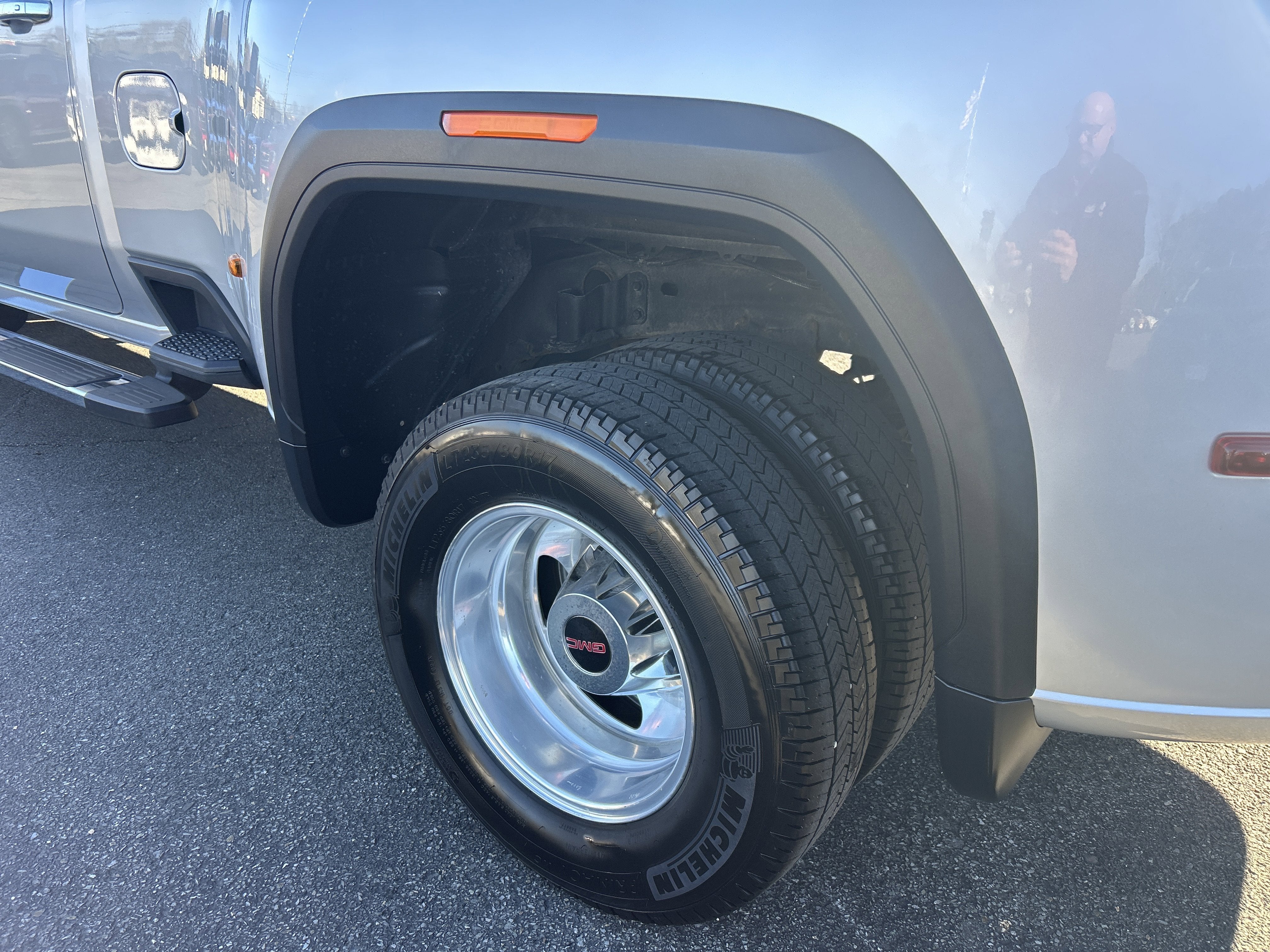 2023 GMC Sierra 3500 HD Denali