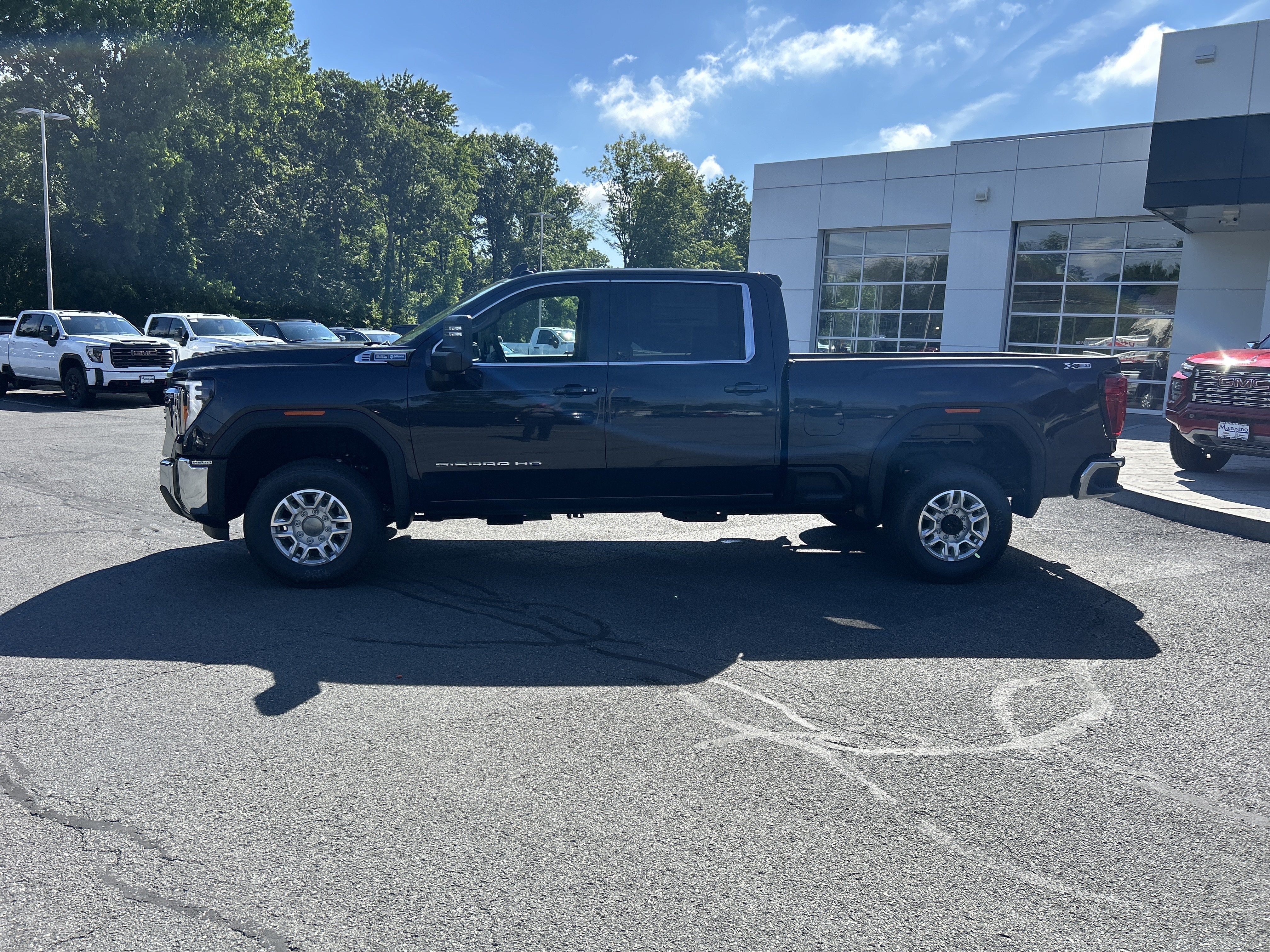 2026 GMC Sierra 2500 HD SLE