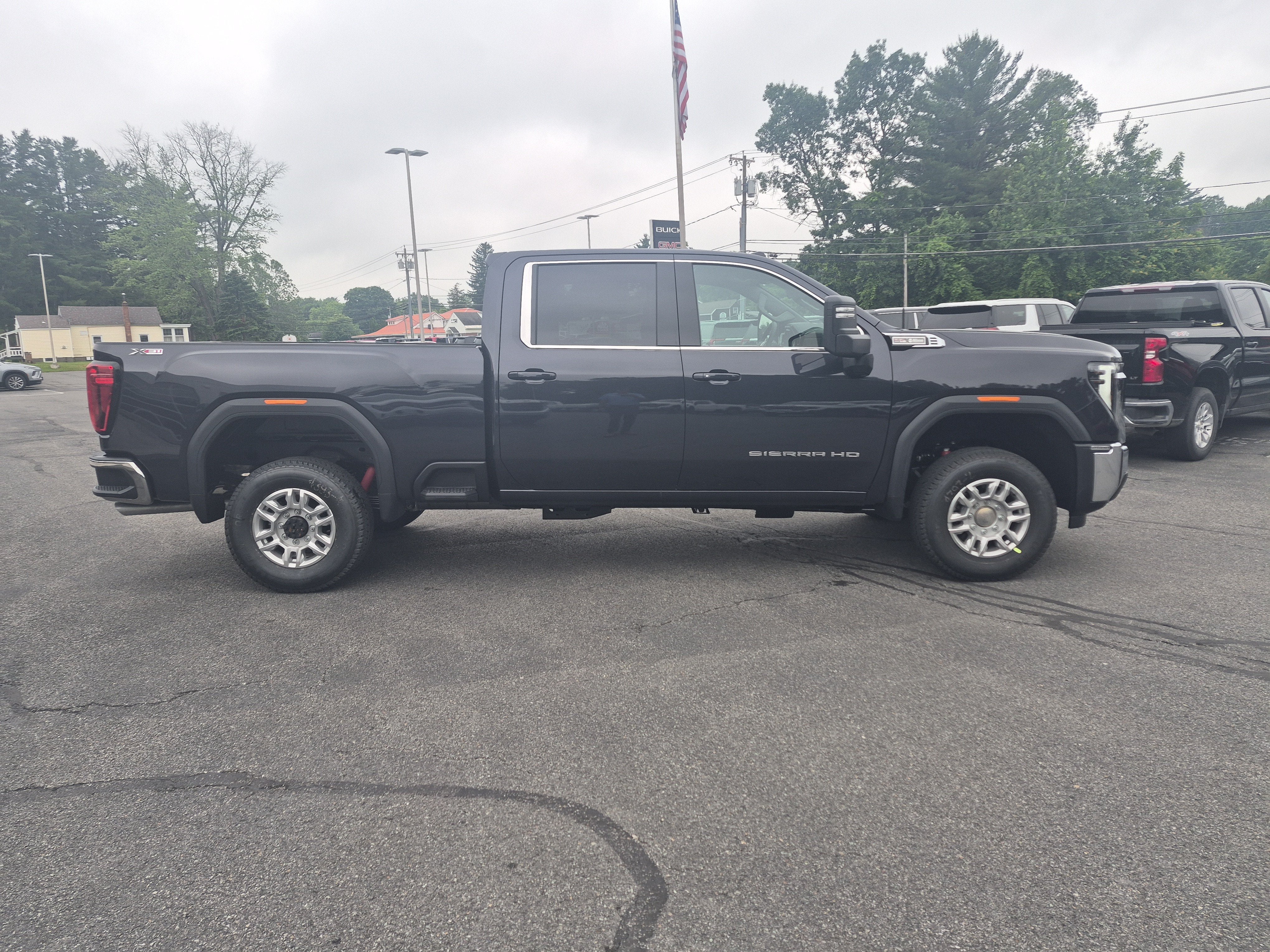 2026 GMC Sierra 2500 HD SLE