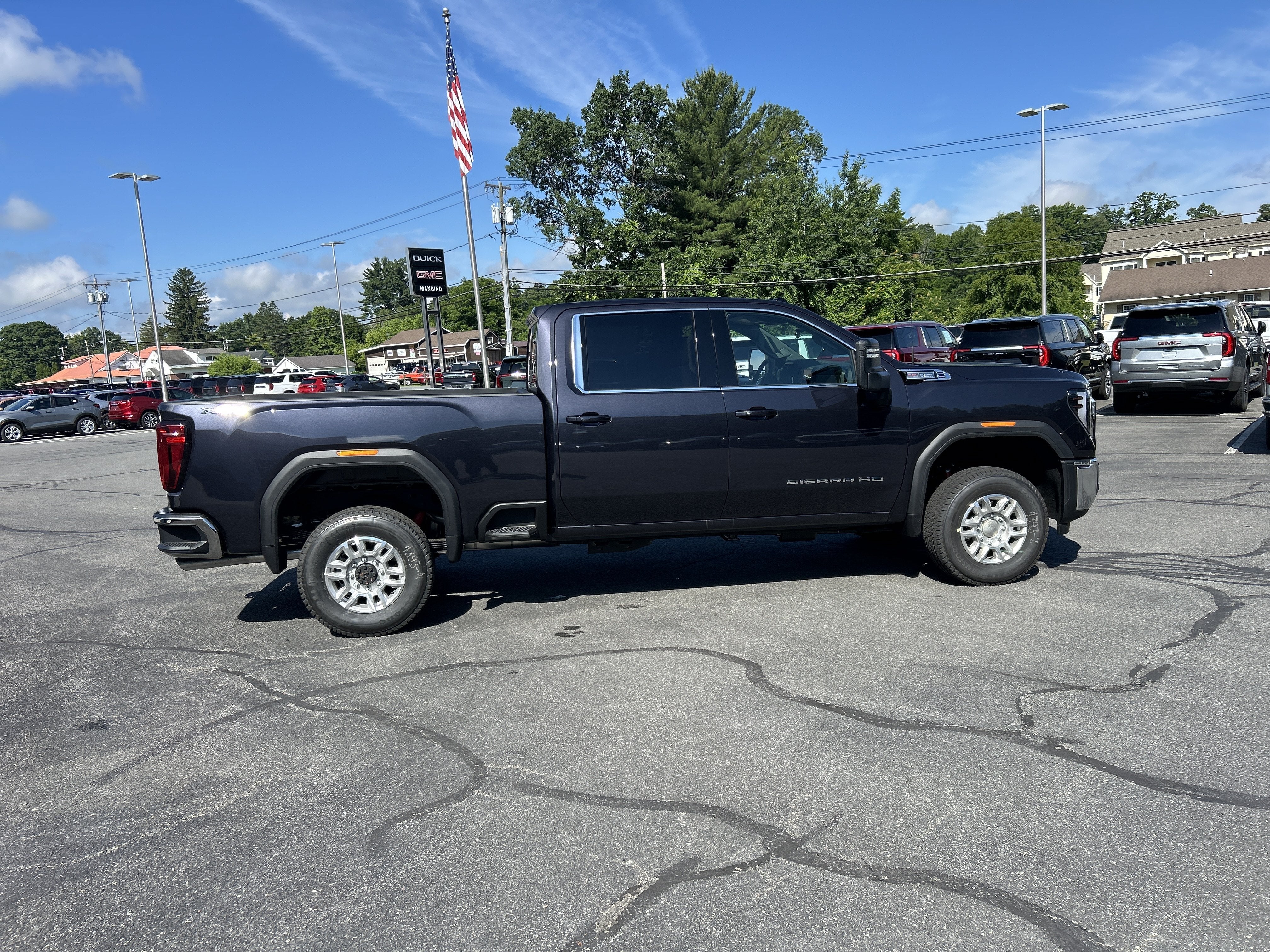 2026 GMC Sierra 2500 HD SLE