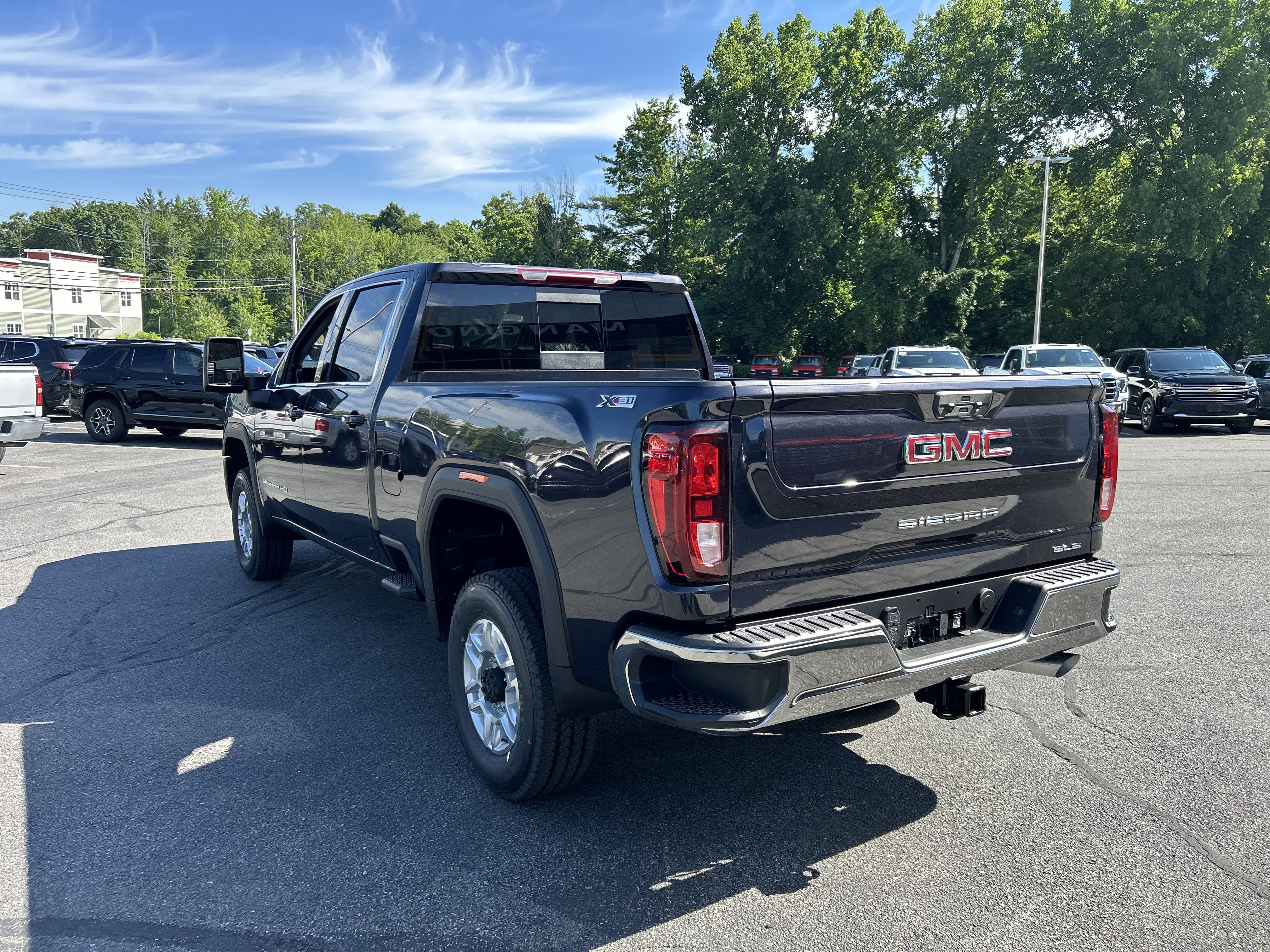2026 GMC Sierra 2500 HD SLE