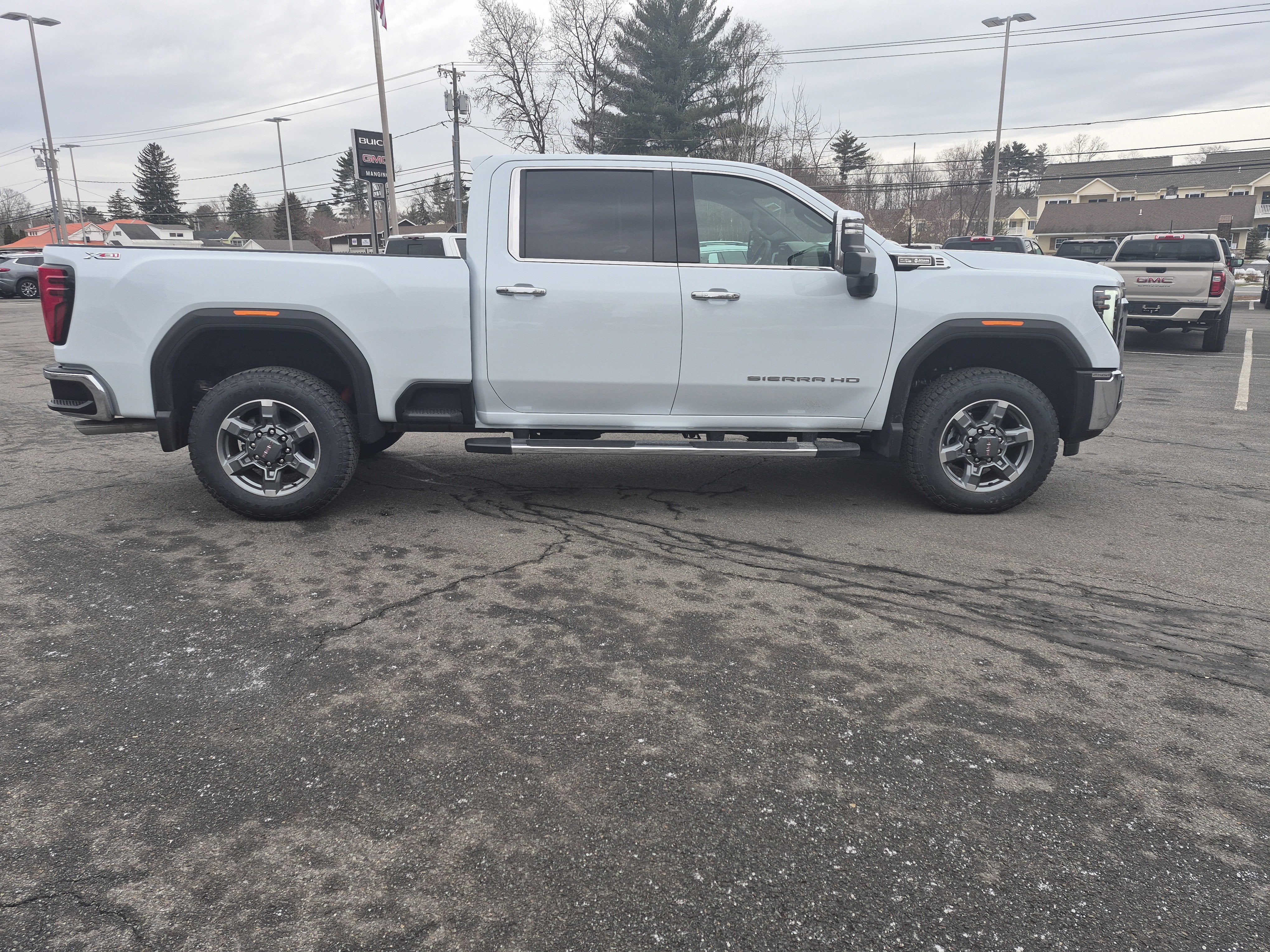 2026 GMC Sierra 2500 HD SLT