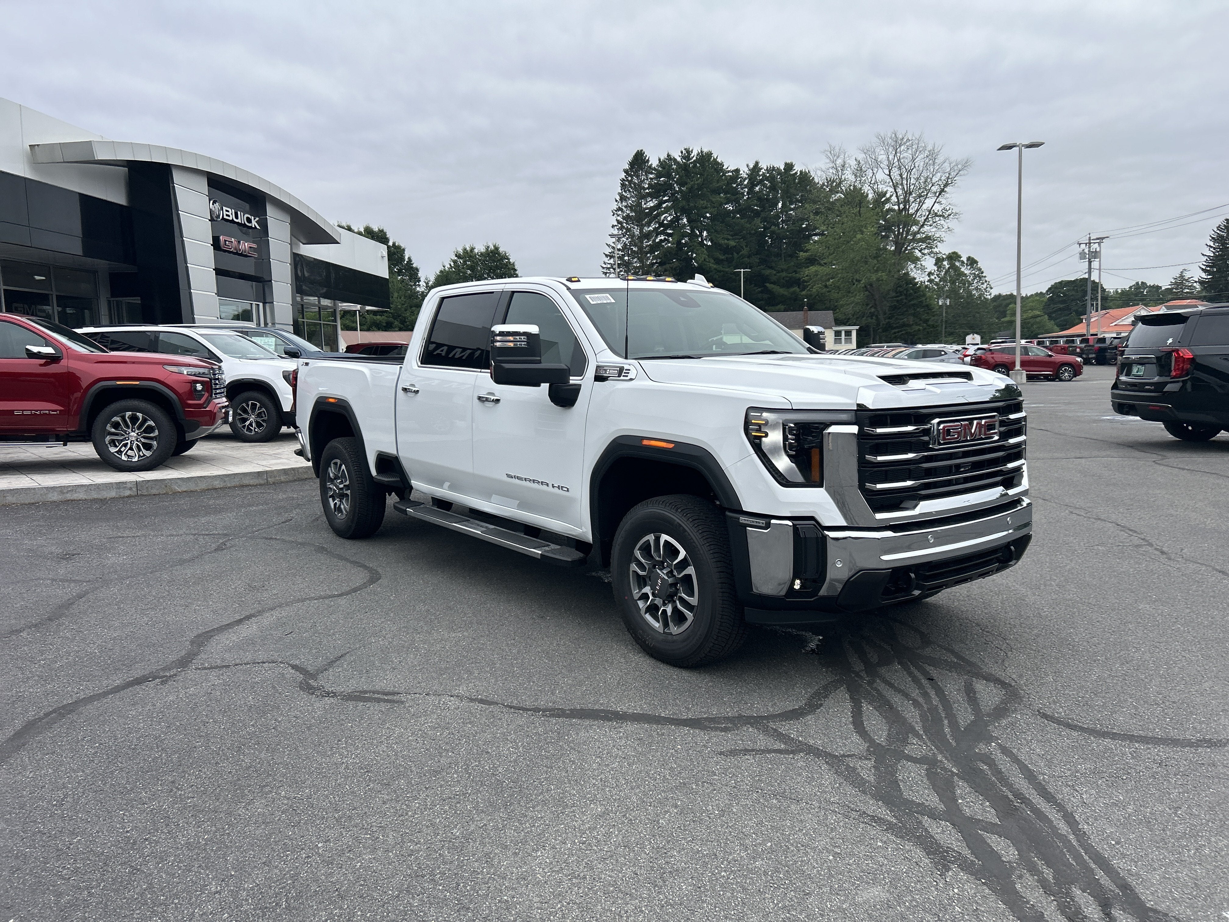 2026 GMC Sierra 2500 HD SLT