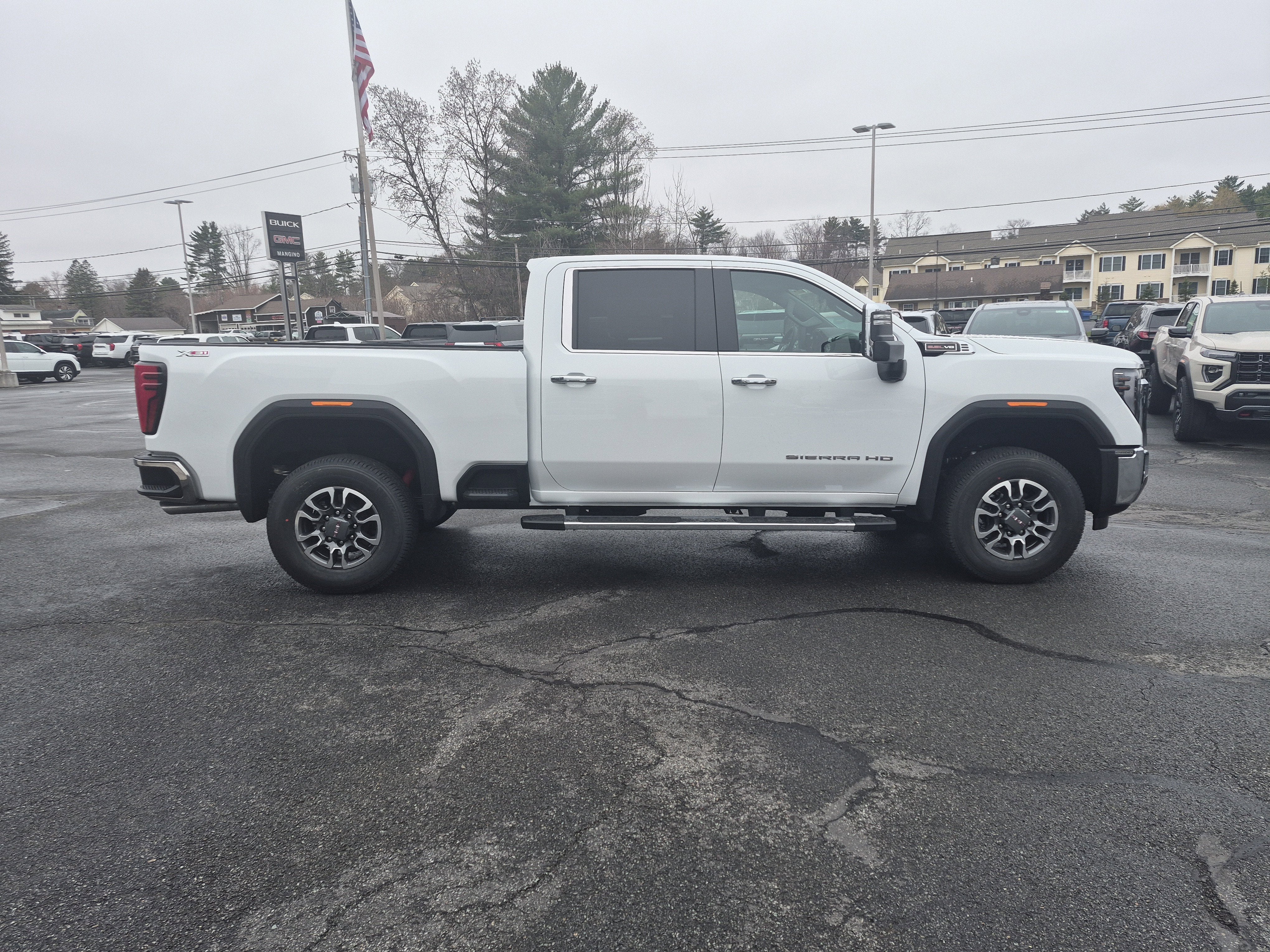 2026 GMC Sierra 2500 HD SLT
