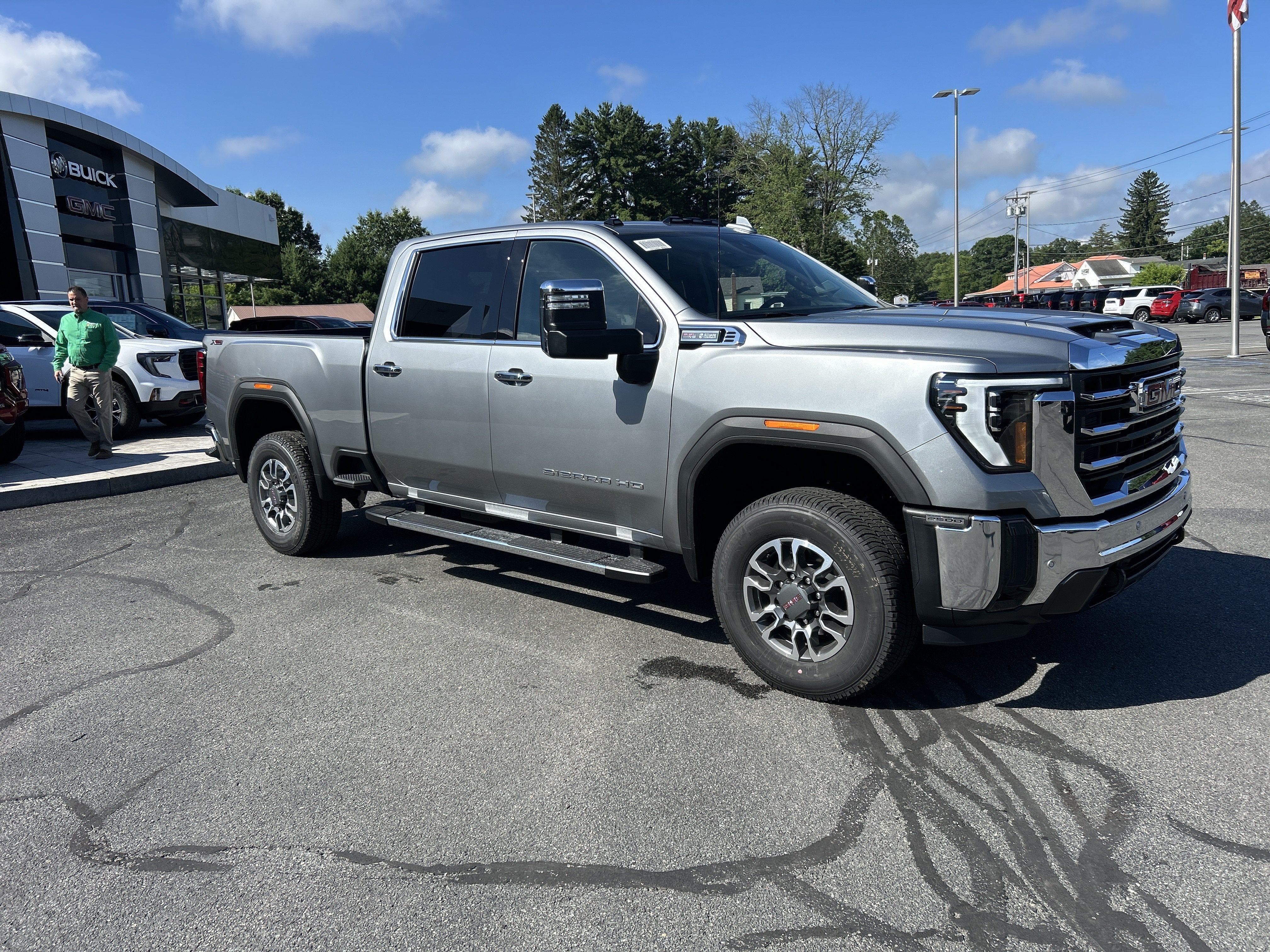 2026 GMC Sierra 2500 HD SLT