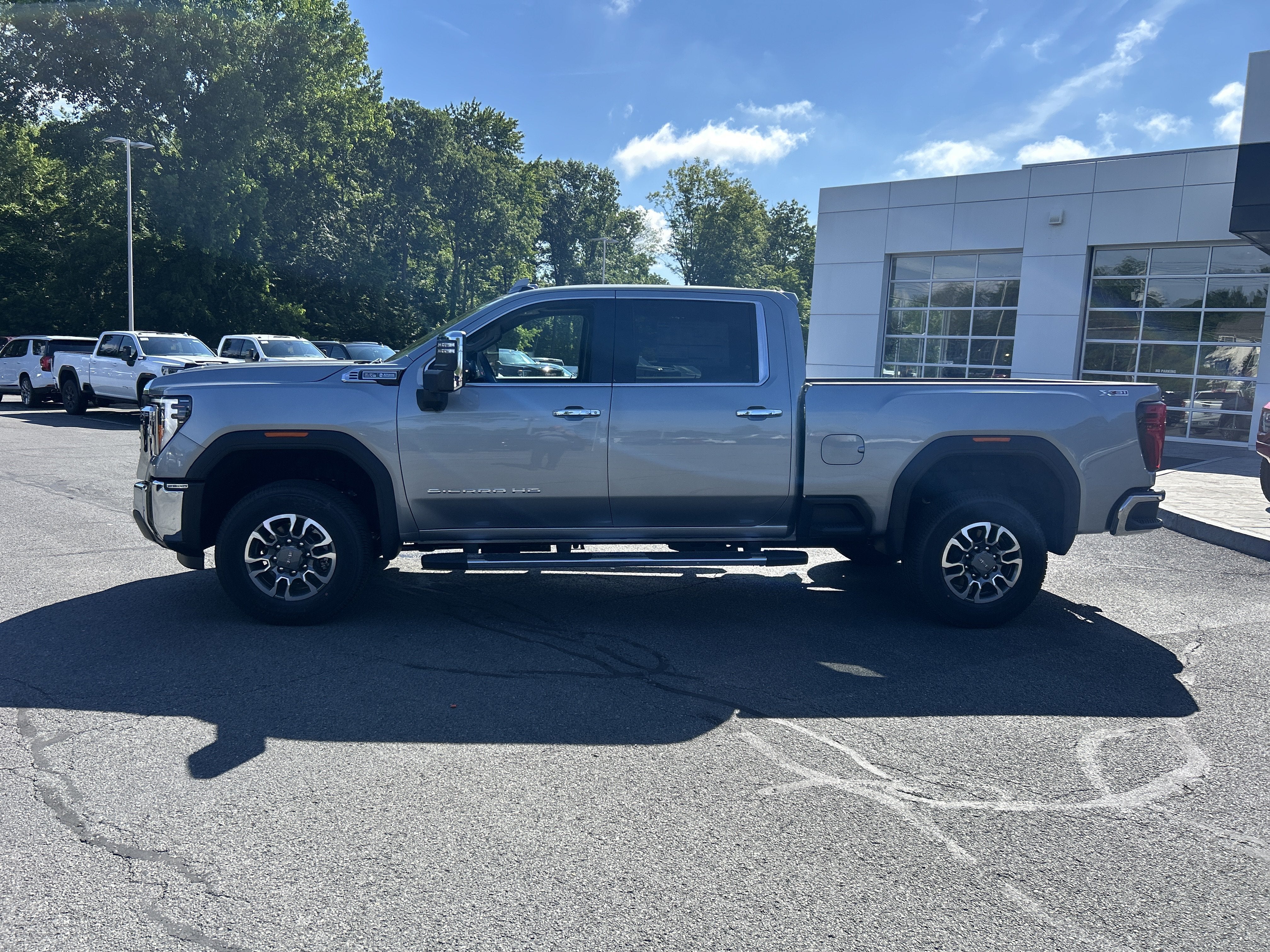 2026 GMC Sierra 2500 HD SLT