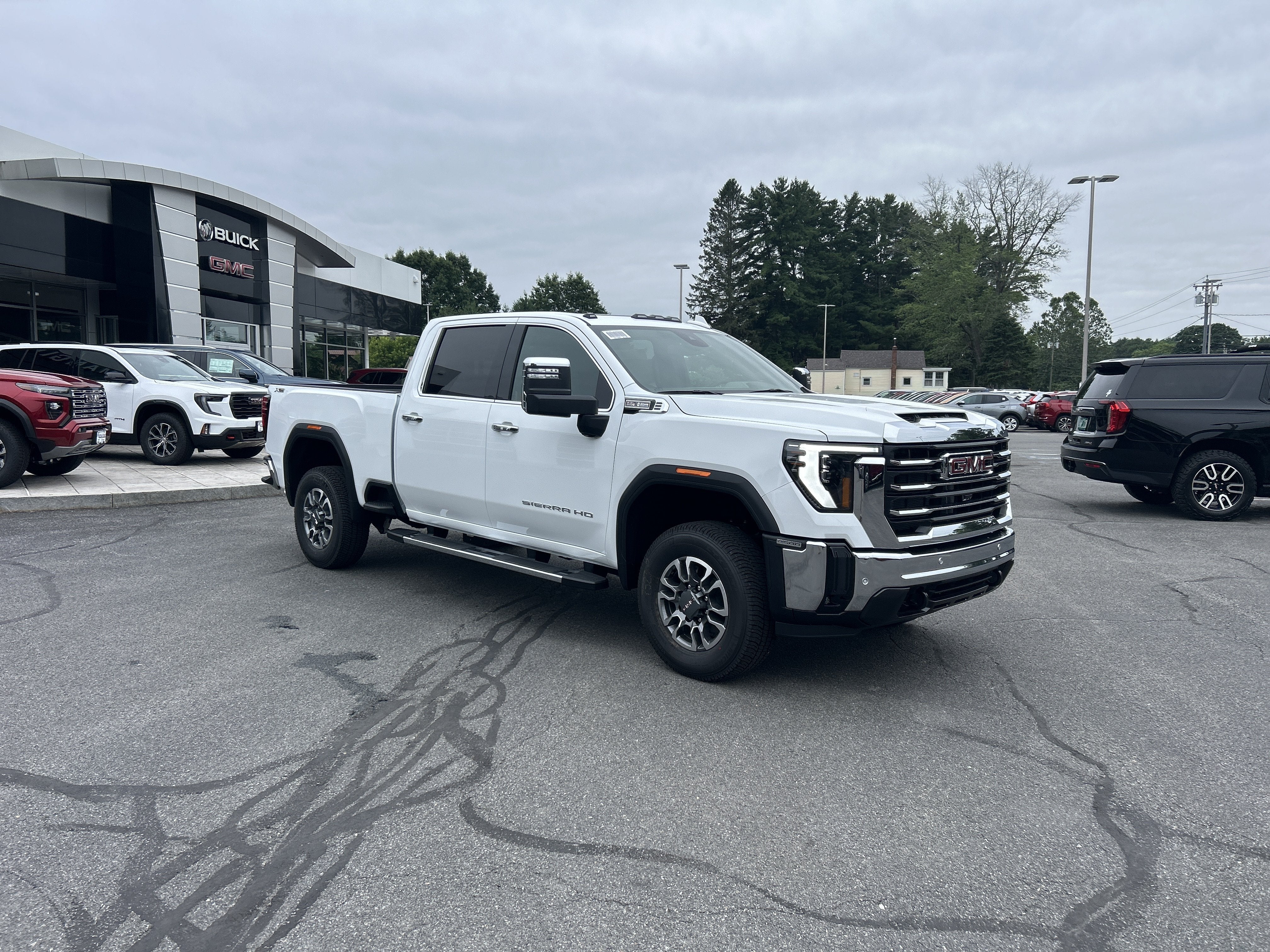 2026 GMC Sierra 2500 HD SLT