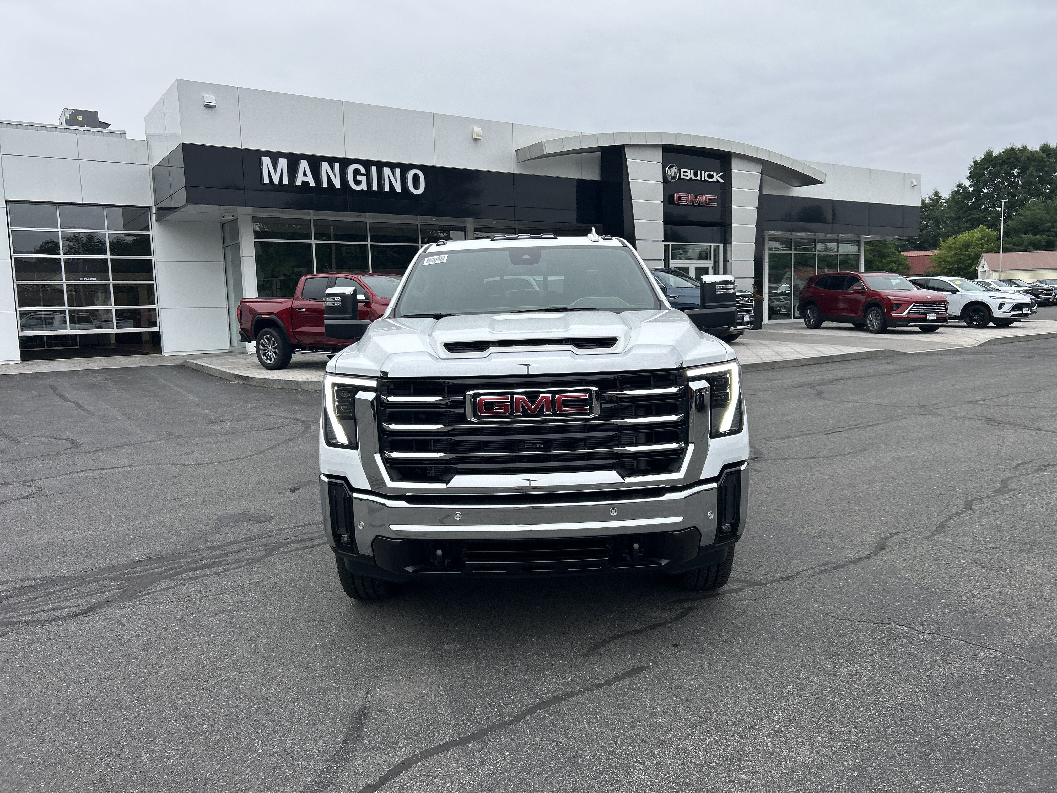 2026 GMC Sierra 2500 HD SLT