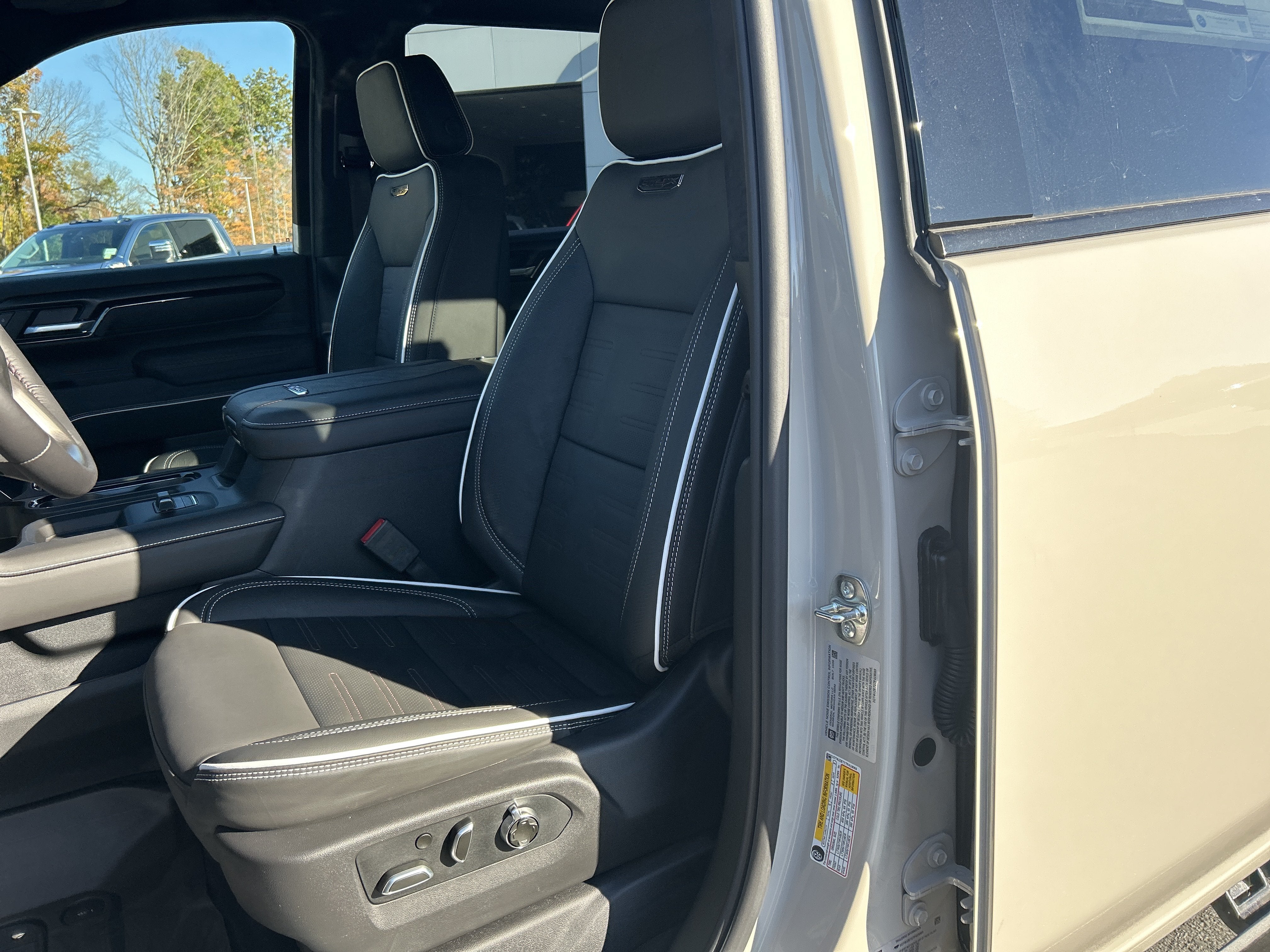 2026 GMC Sierra 2500HD AT4X - Photo 22