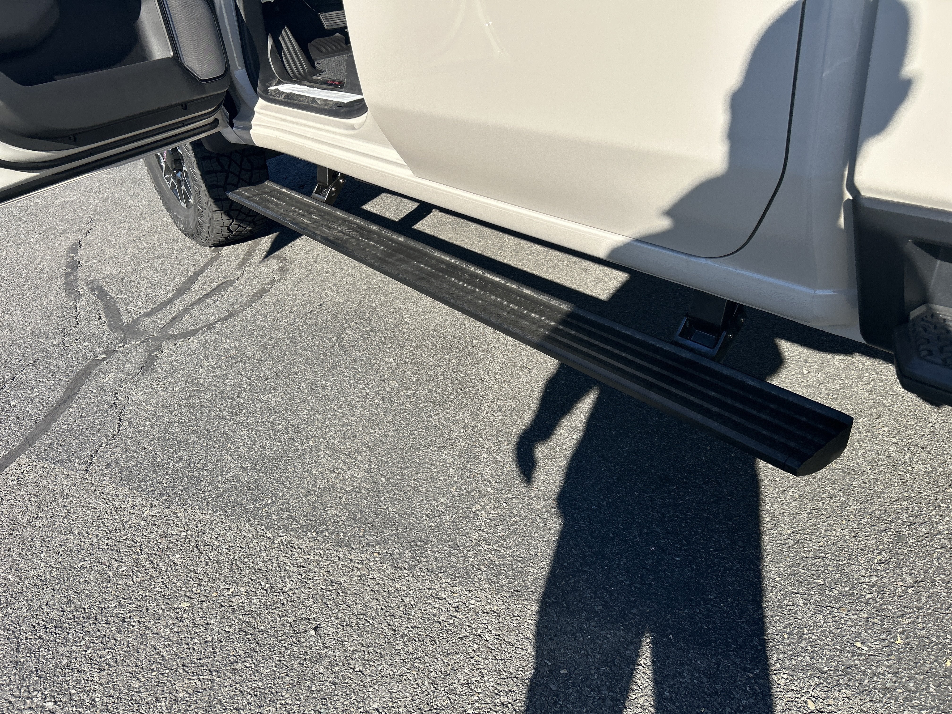 2026 GMC Sierra 2500HD AT4X - Photo 8