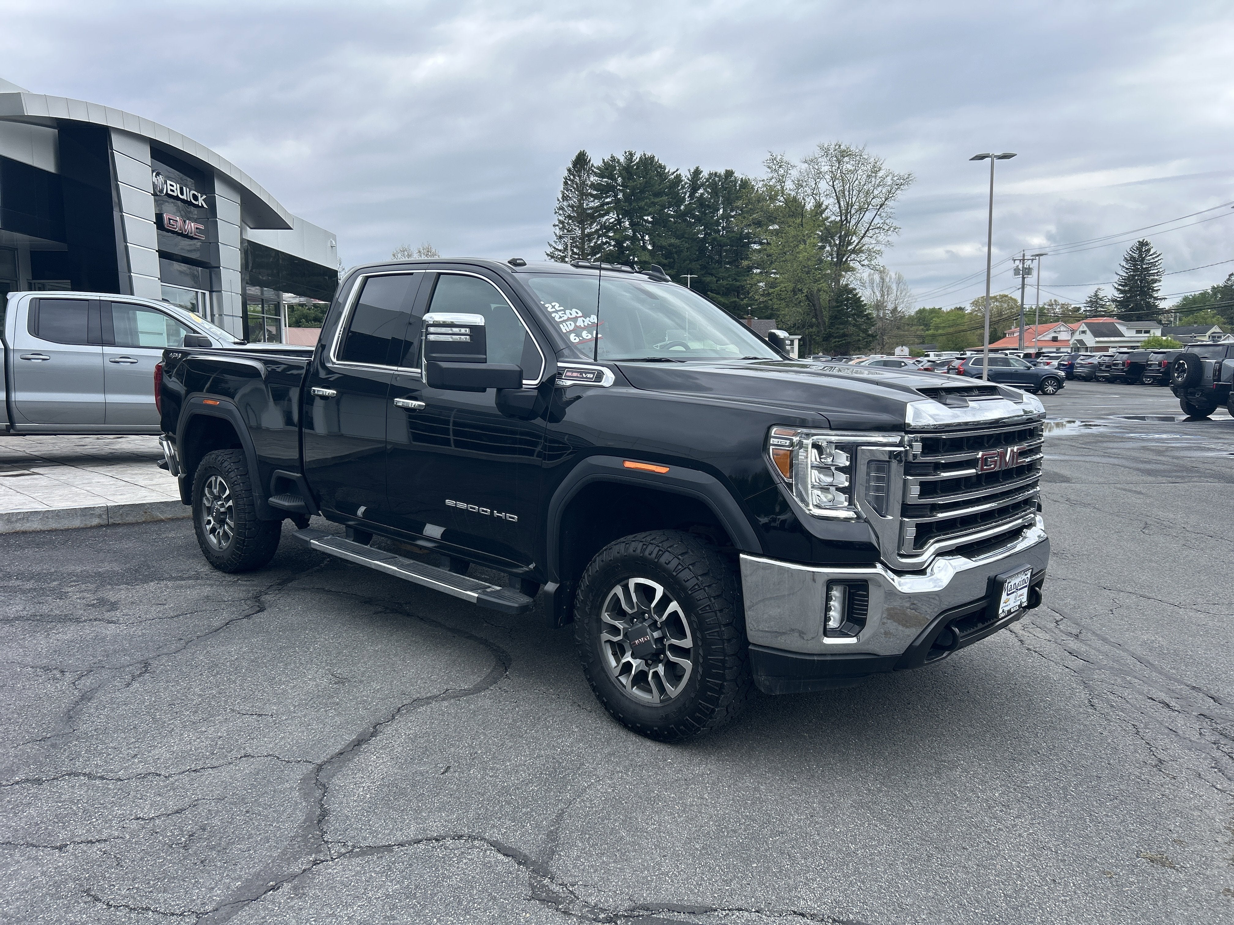 2022 GMC Sierra 2500 HD SLT