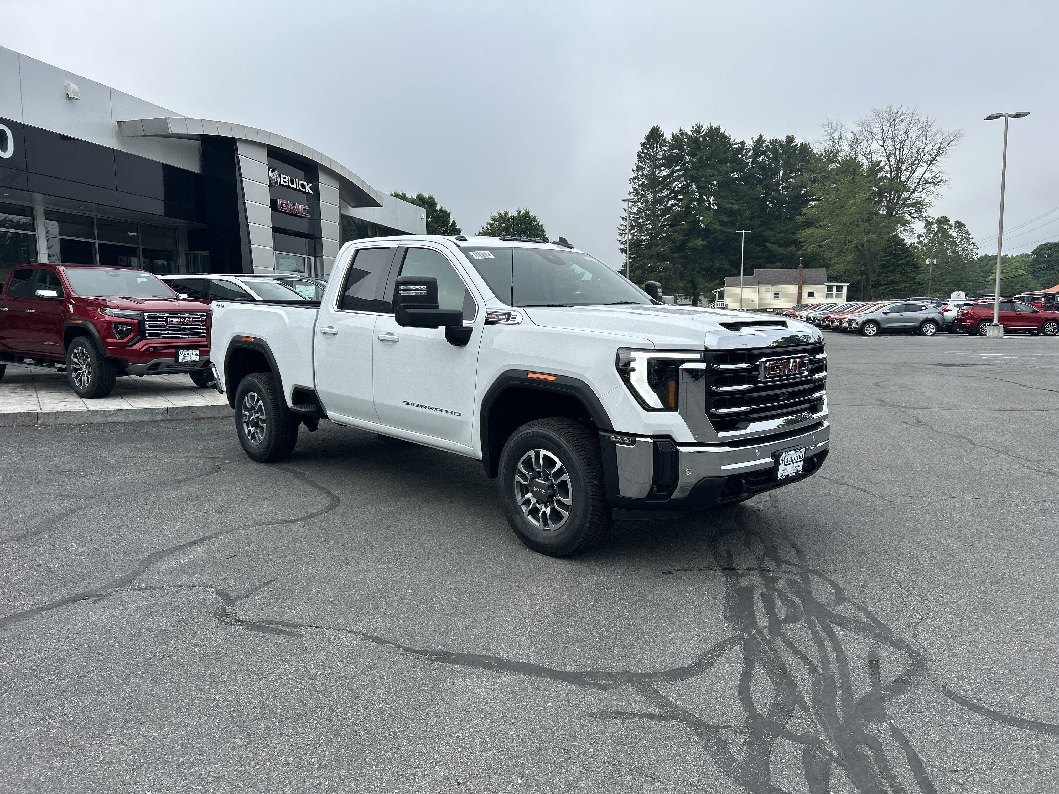 2026 GMC Sierra 2500 HD SLE