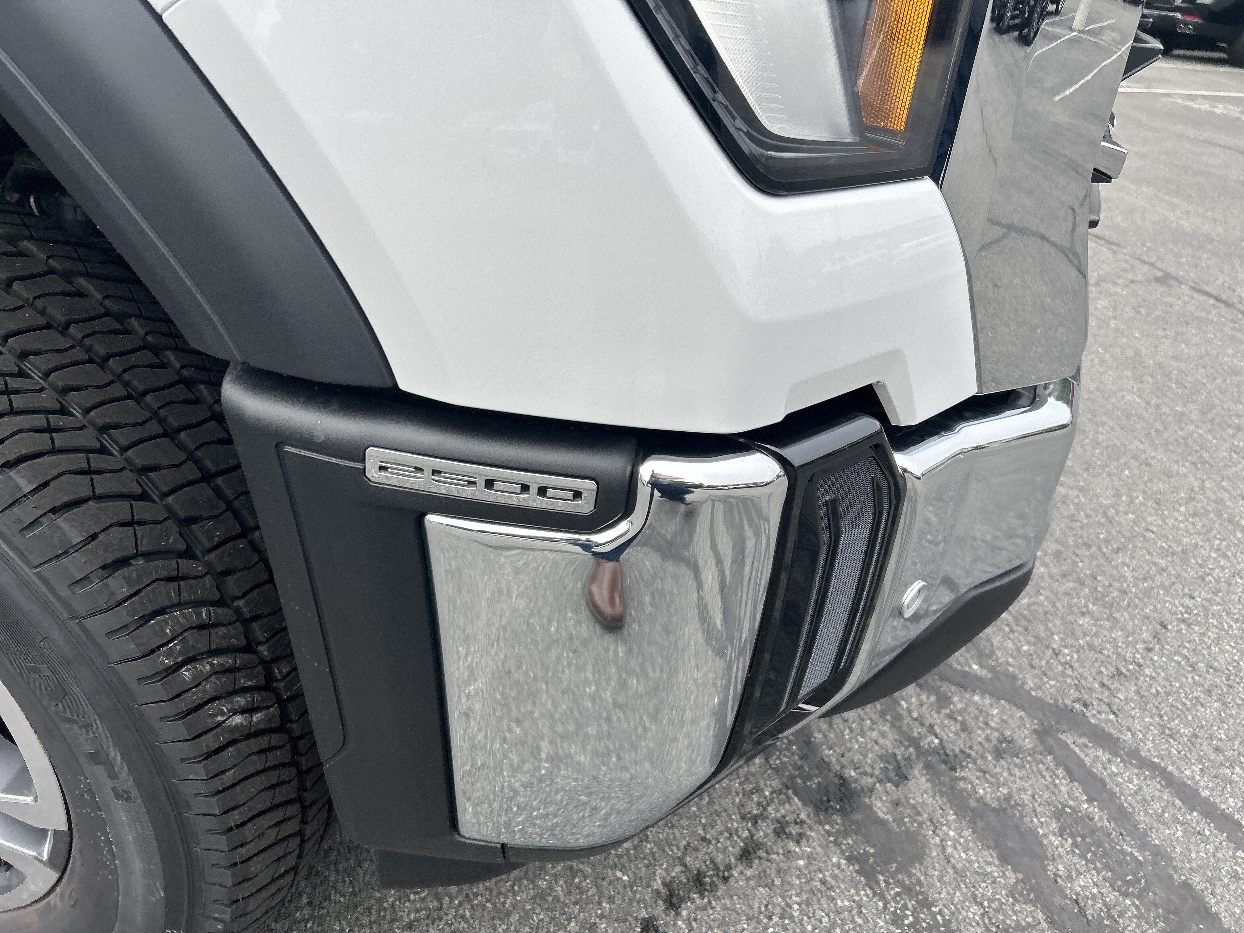 2026 GMC Sierra 2500 HD SLE