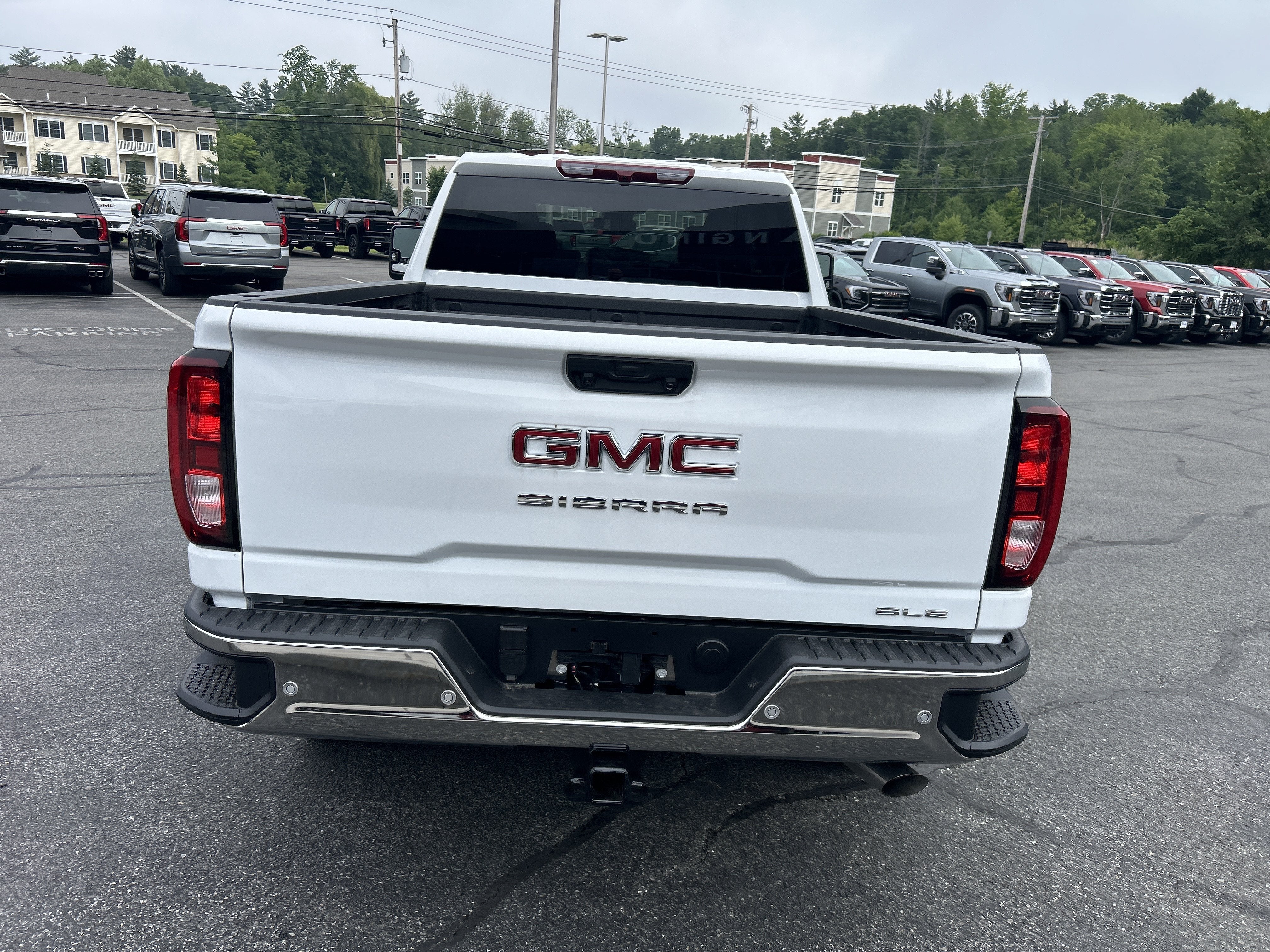 2026 GMC Sierra 2500 HD SLE