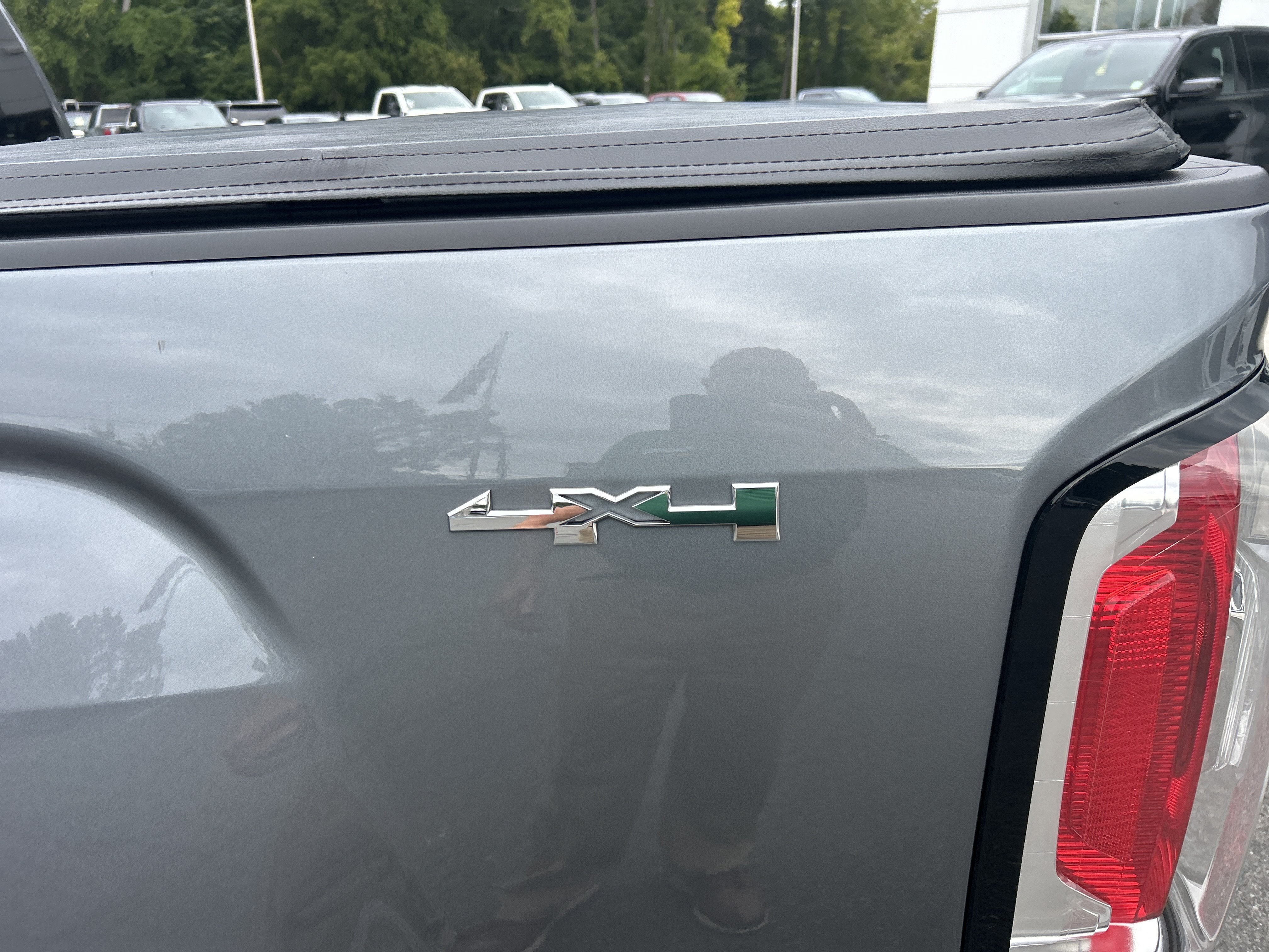 2020 GMC Canyon 4WD SLE