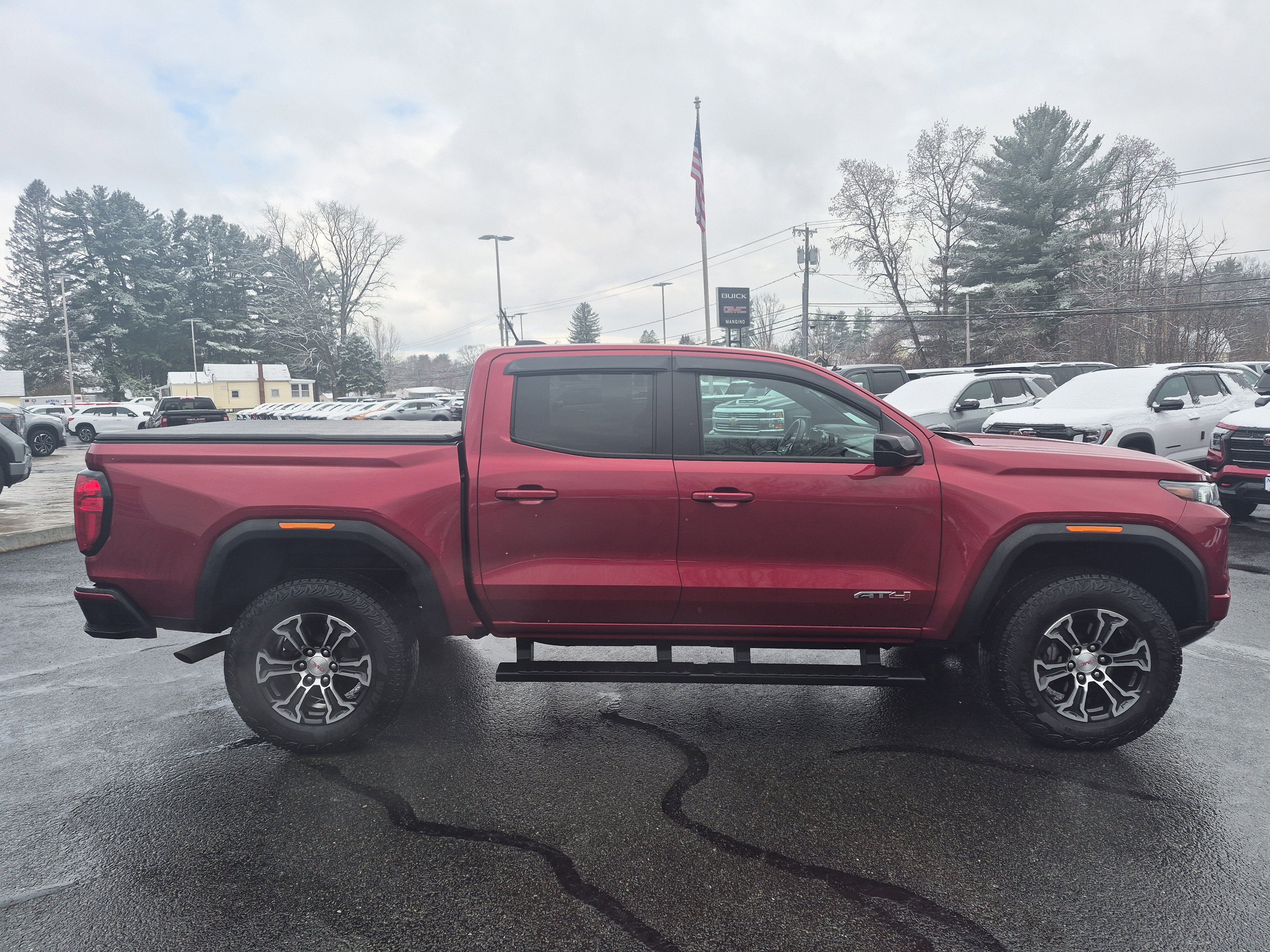 2023 GMC Canyon AT4