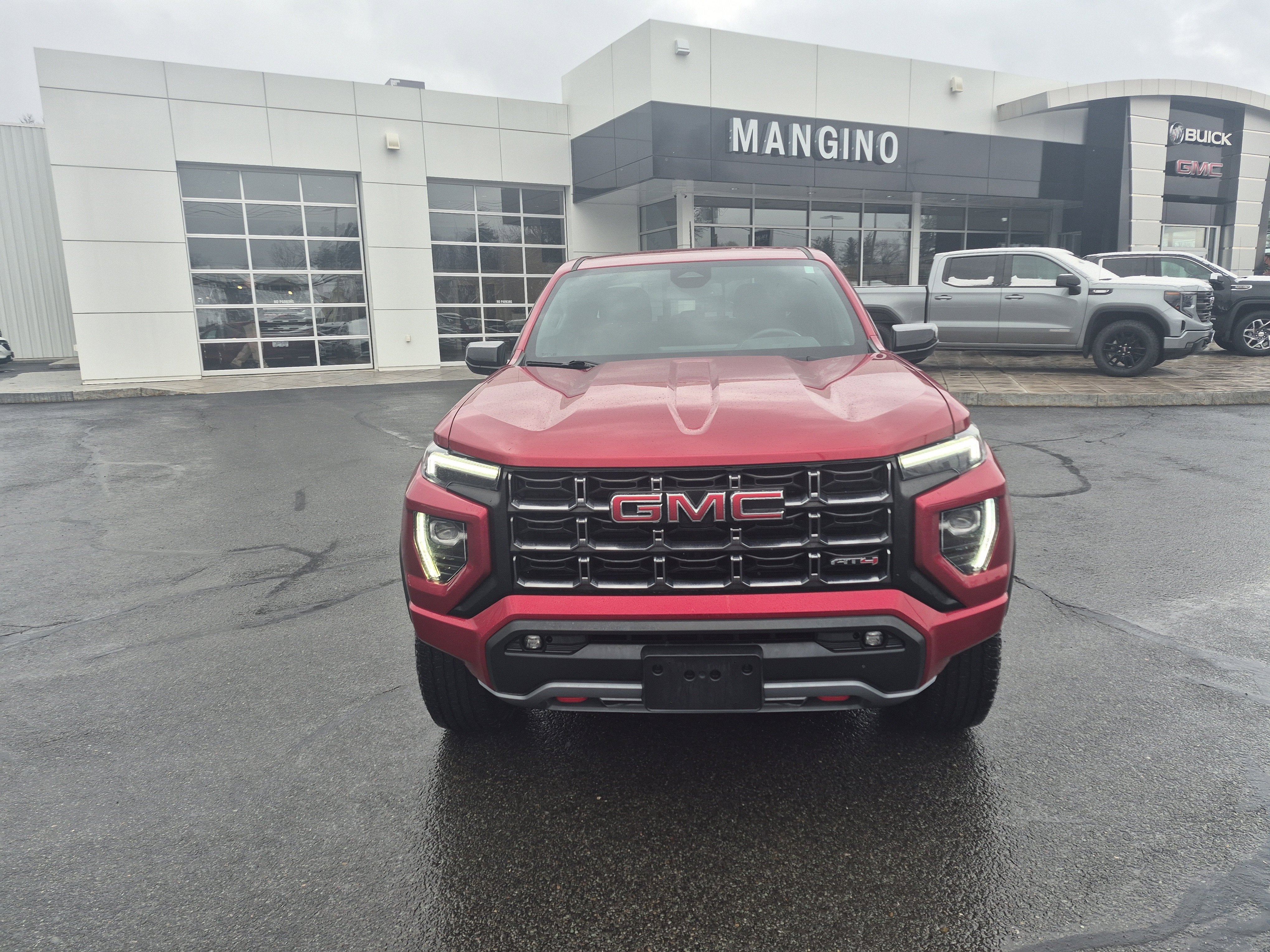 2023 GMC Canyon AT4