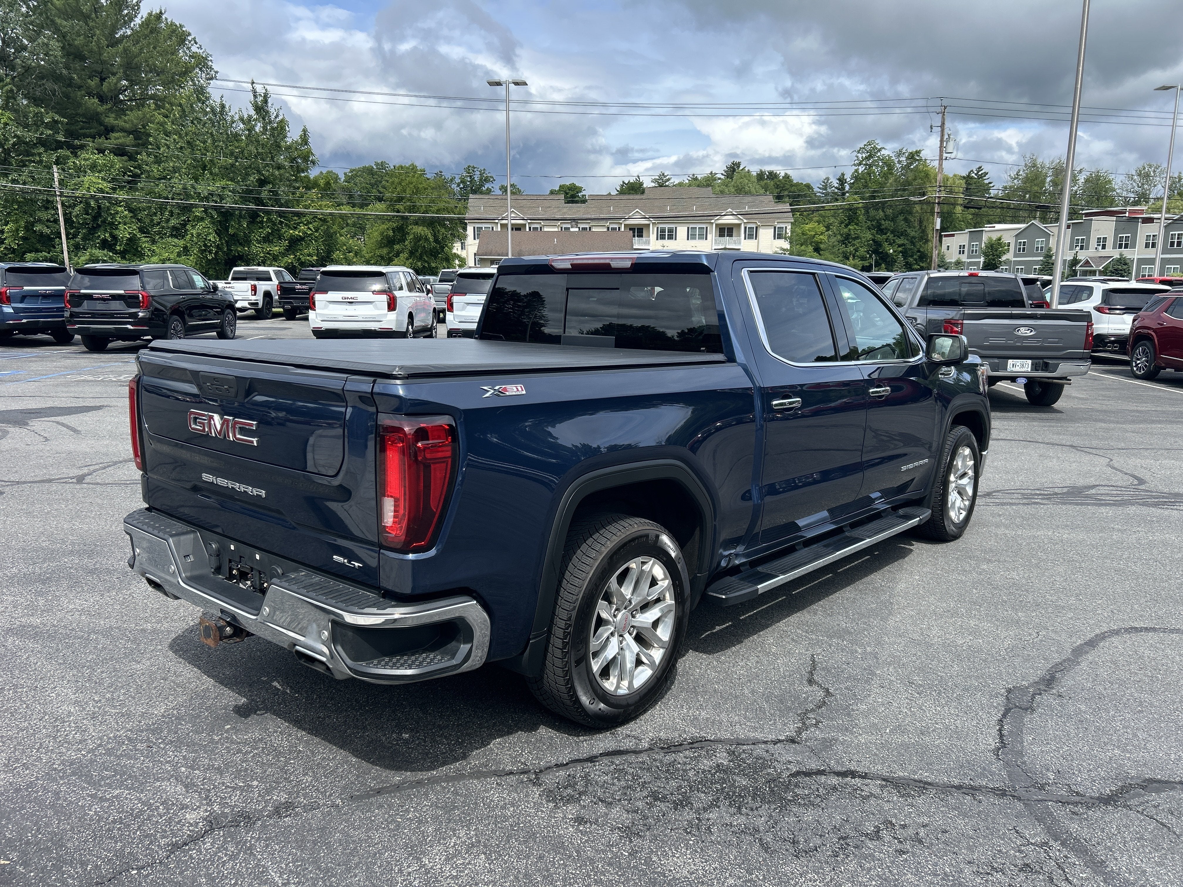 2021 GMC Sierra 1500 SLT