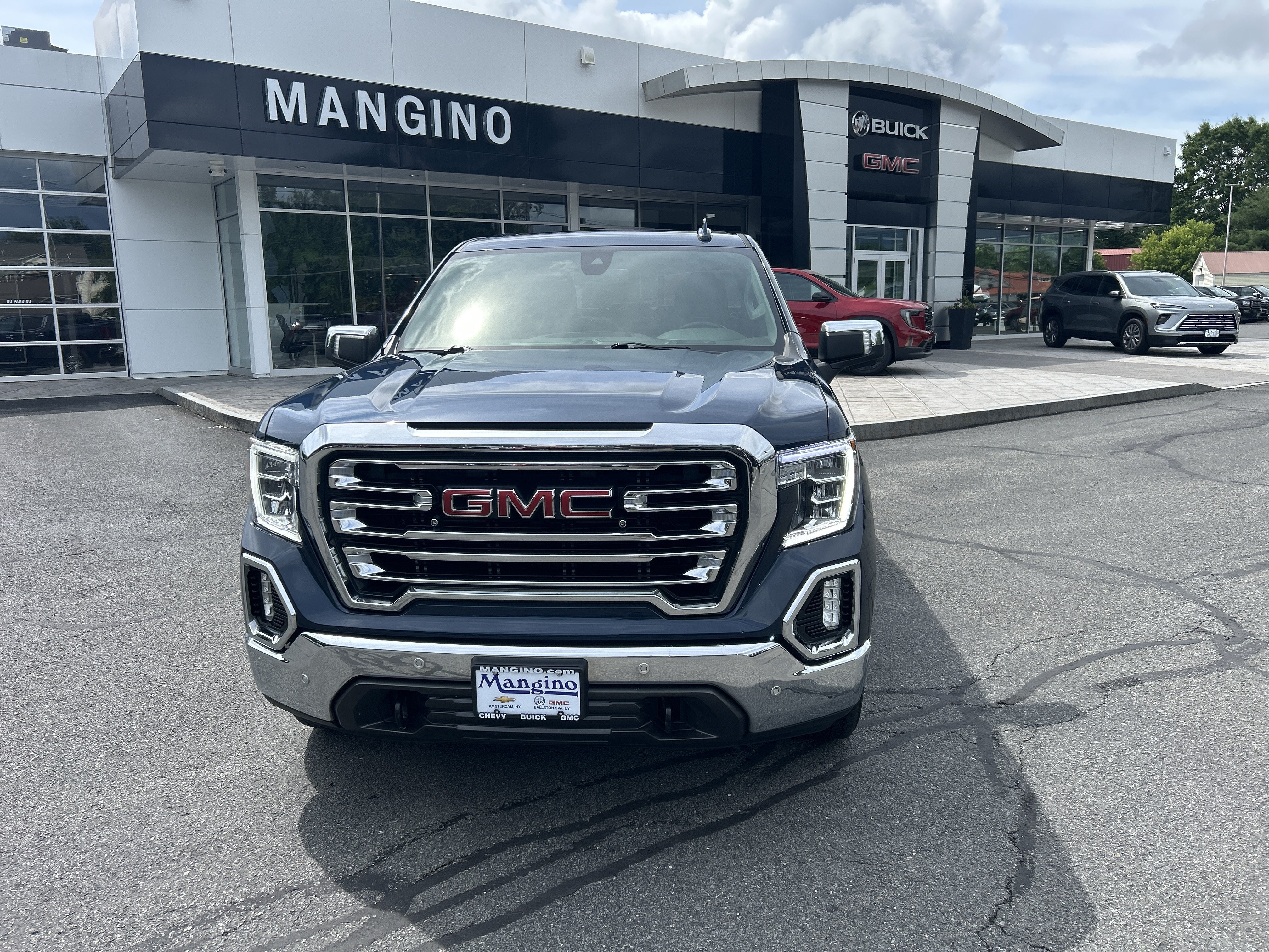 2021 GMC Sierra 1500 SLT