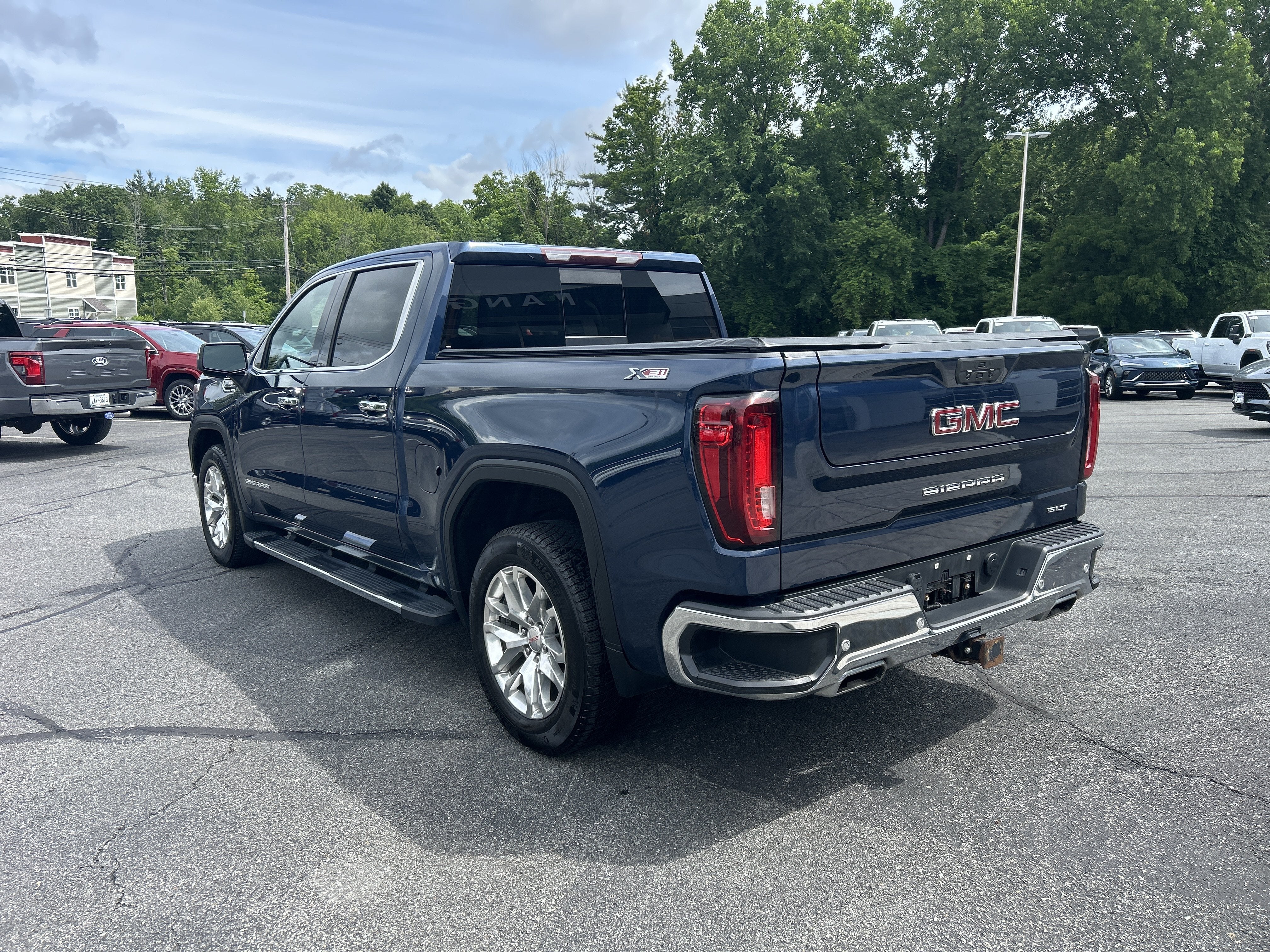 2021 GMC Sierra 1500 SLT