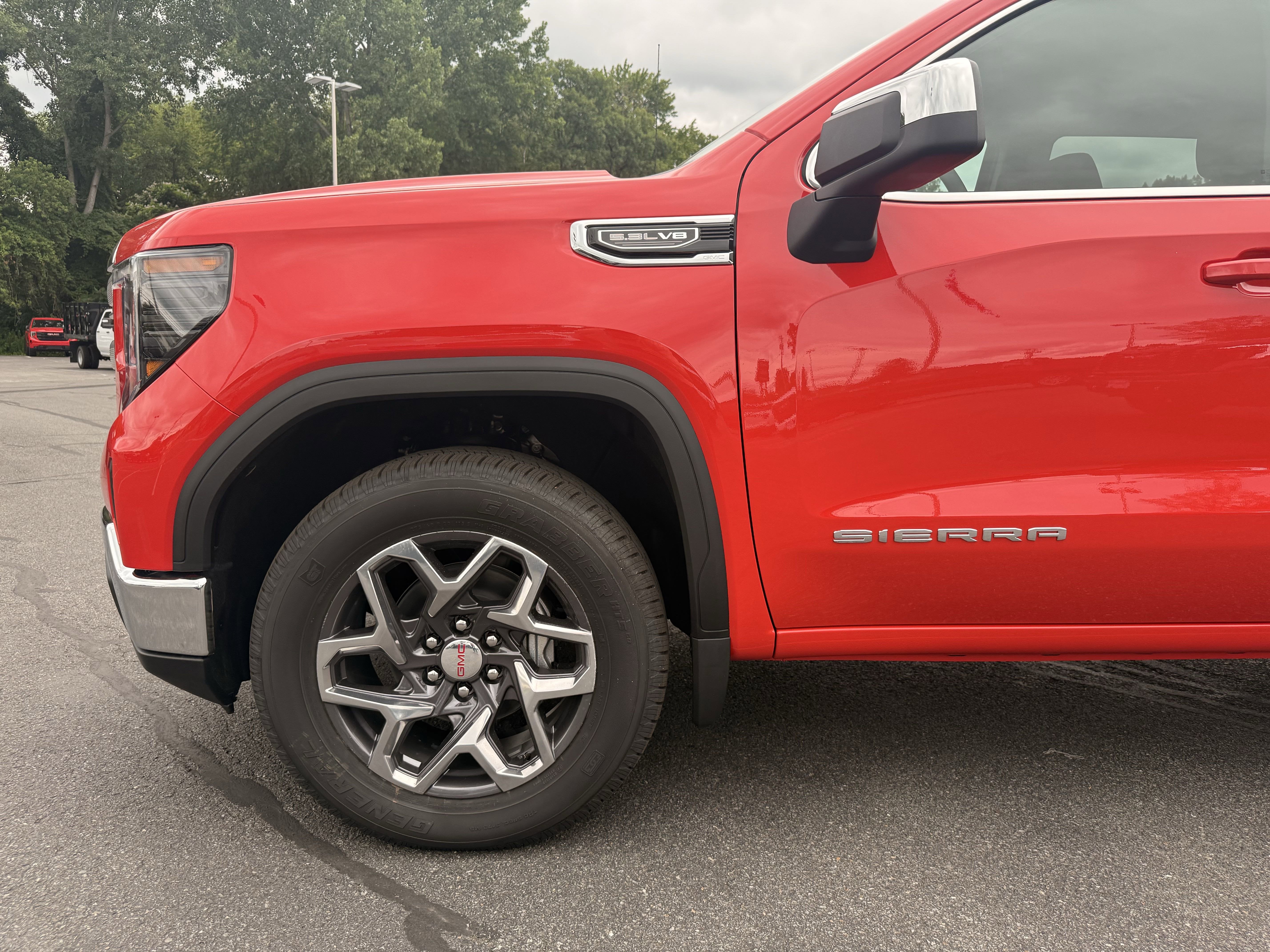 2025 GMC Sierra 1500 SLE