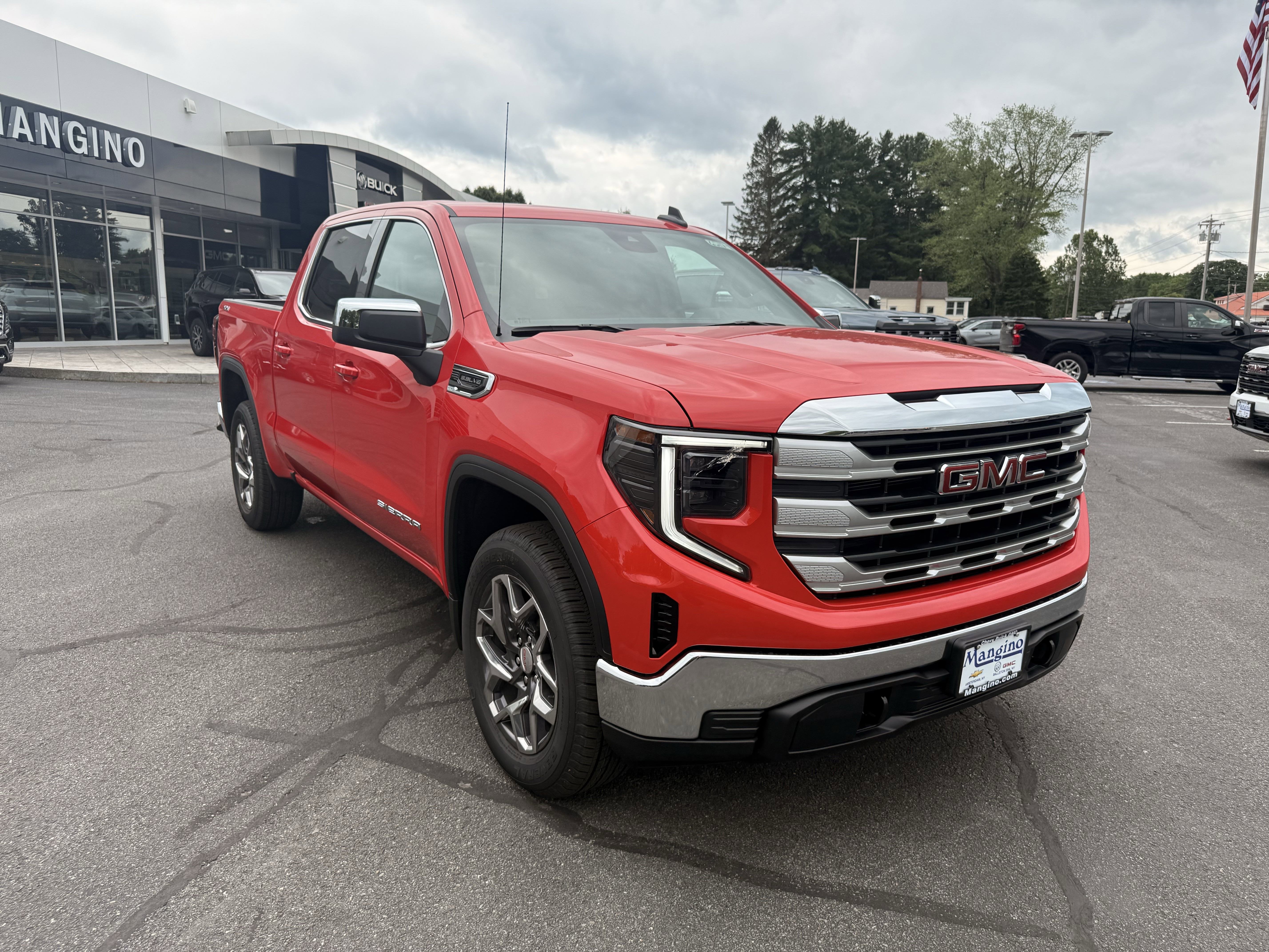 2025 GMC Sierra 1500 SLE