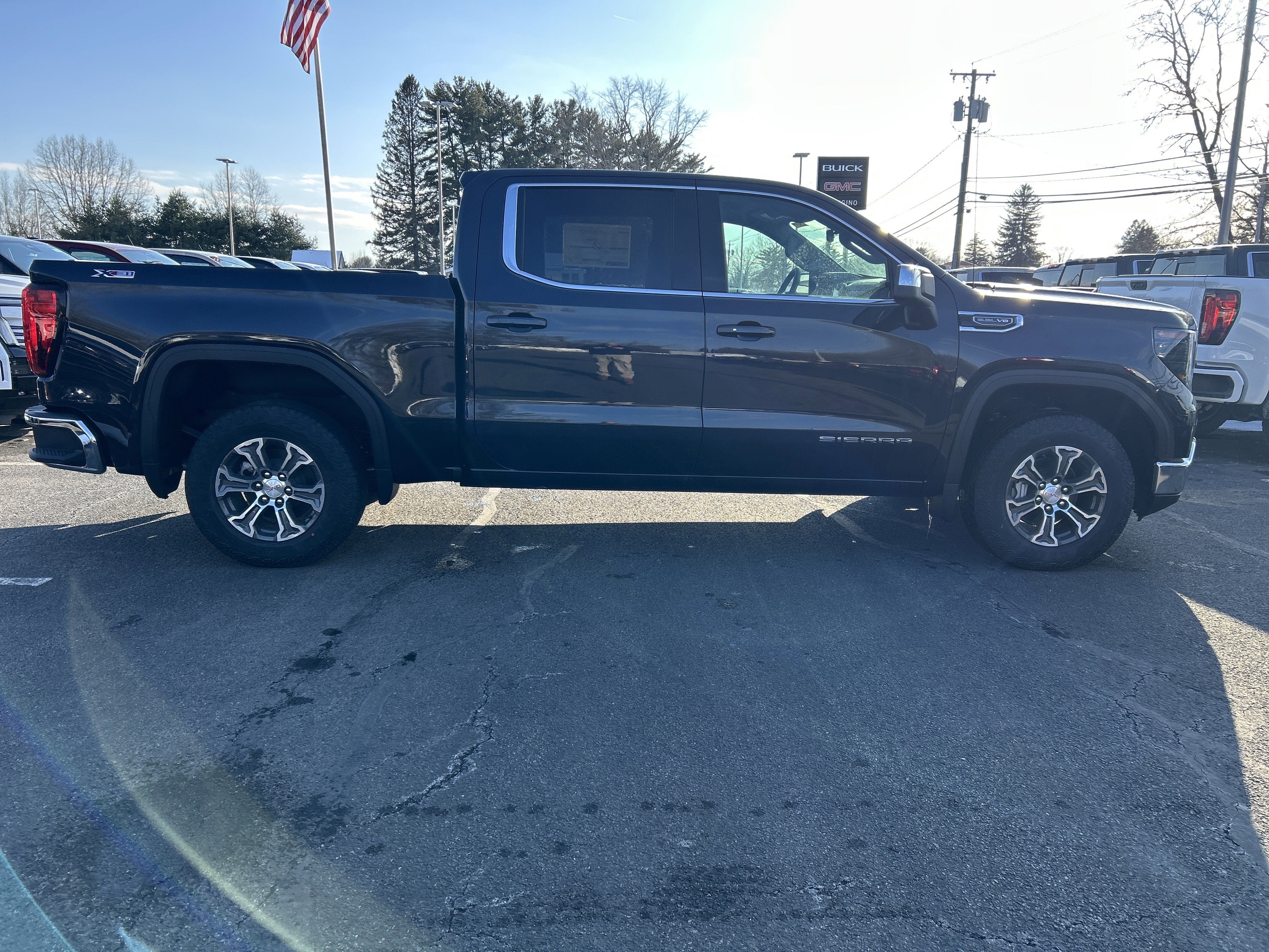 2026 GMC Sierra 1500 SLE