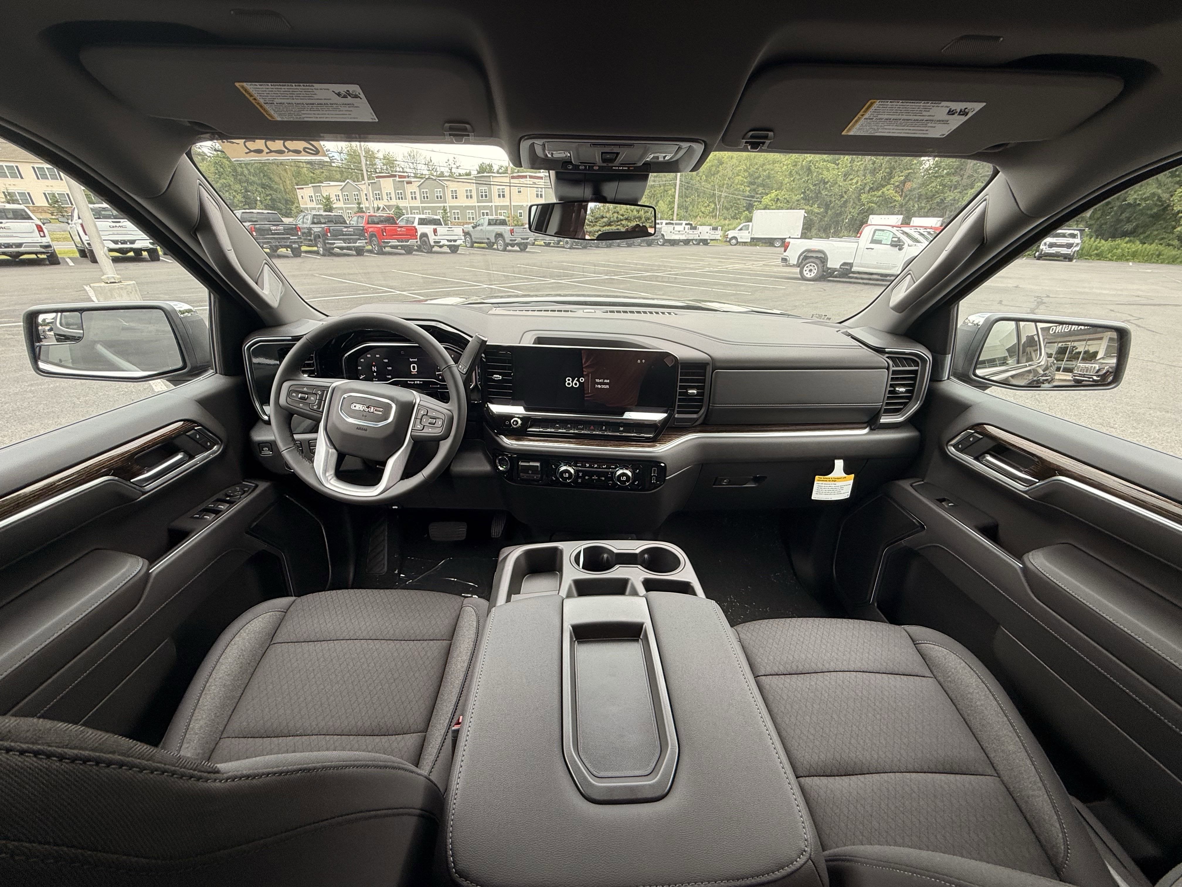 2025 GMC Sierra 1500 SLE