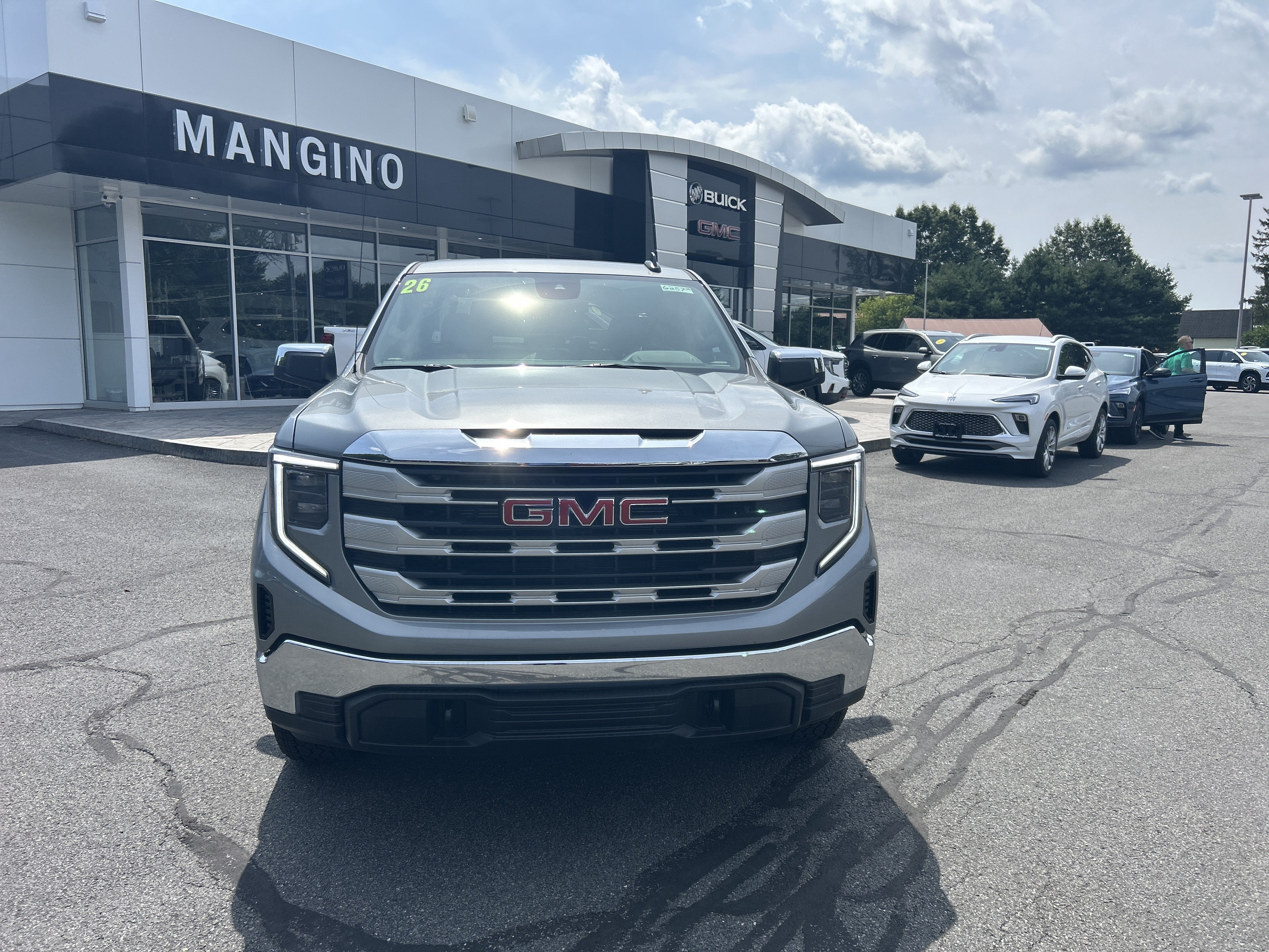 2026 GMC Sierra 1500 SLE