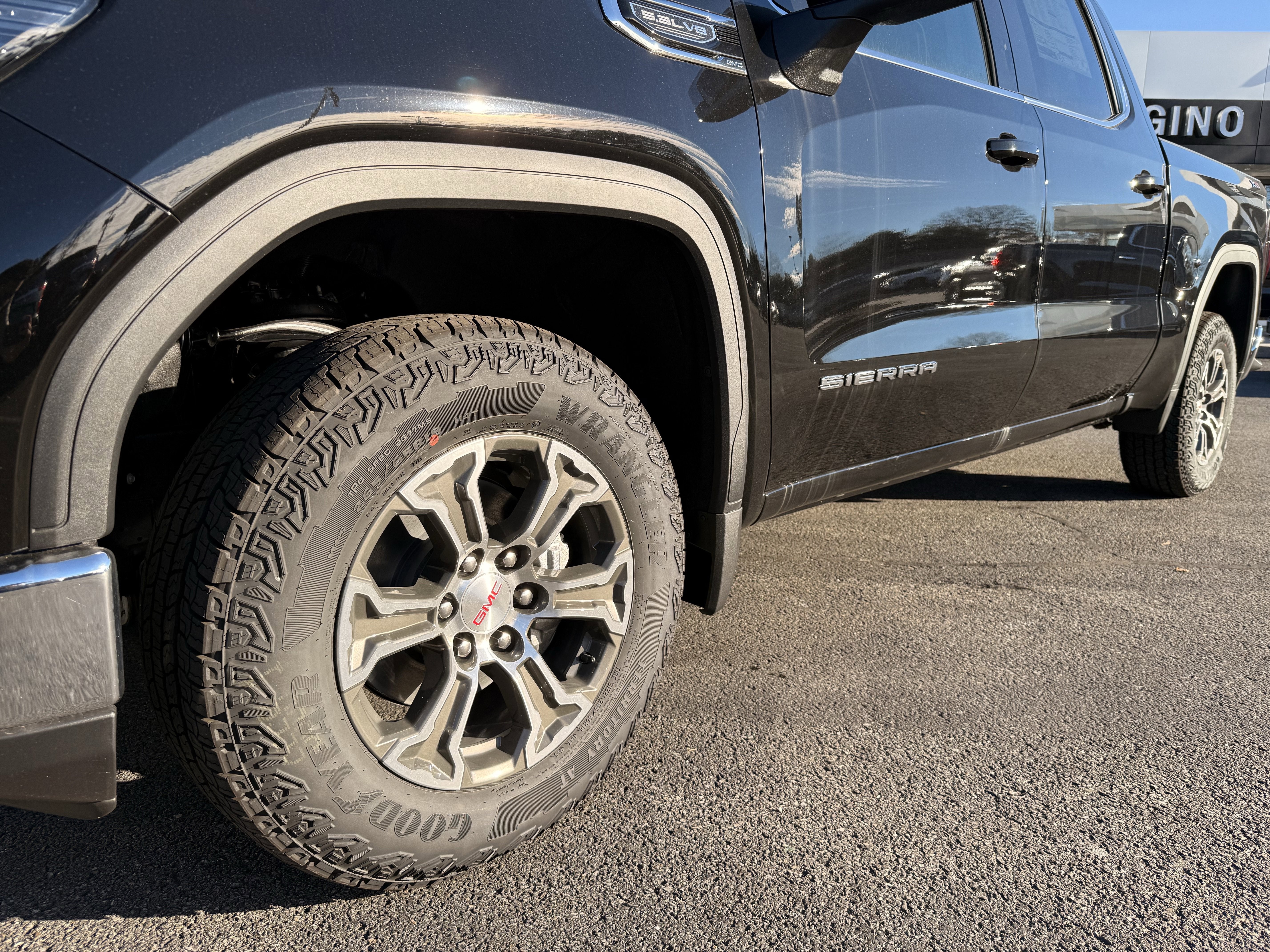 2026 GMC Sierra 1500 SLE