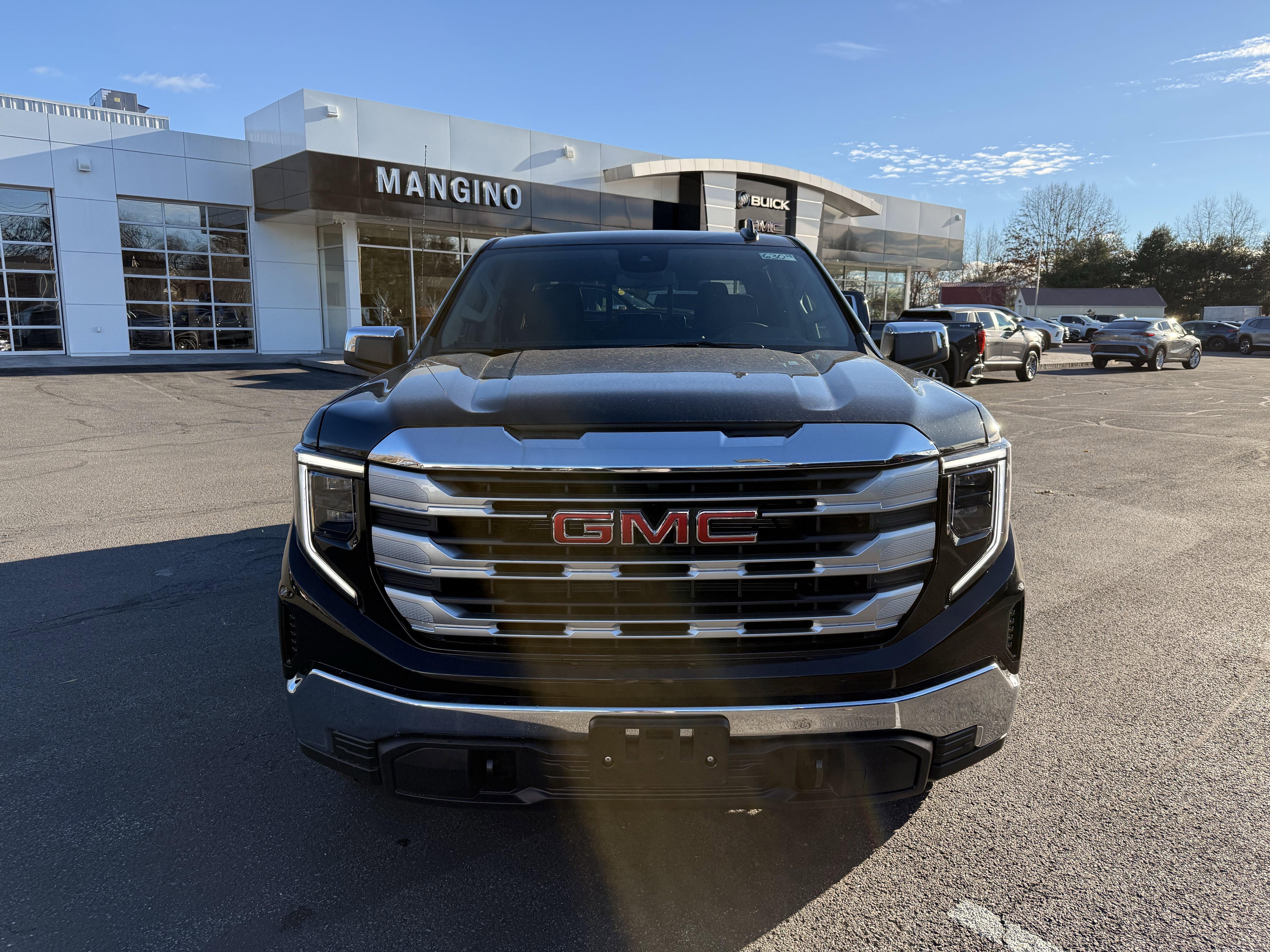 2026 GMC Sierra 1500 SLE