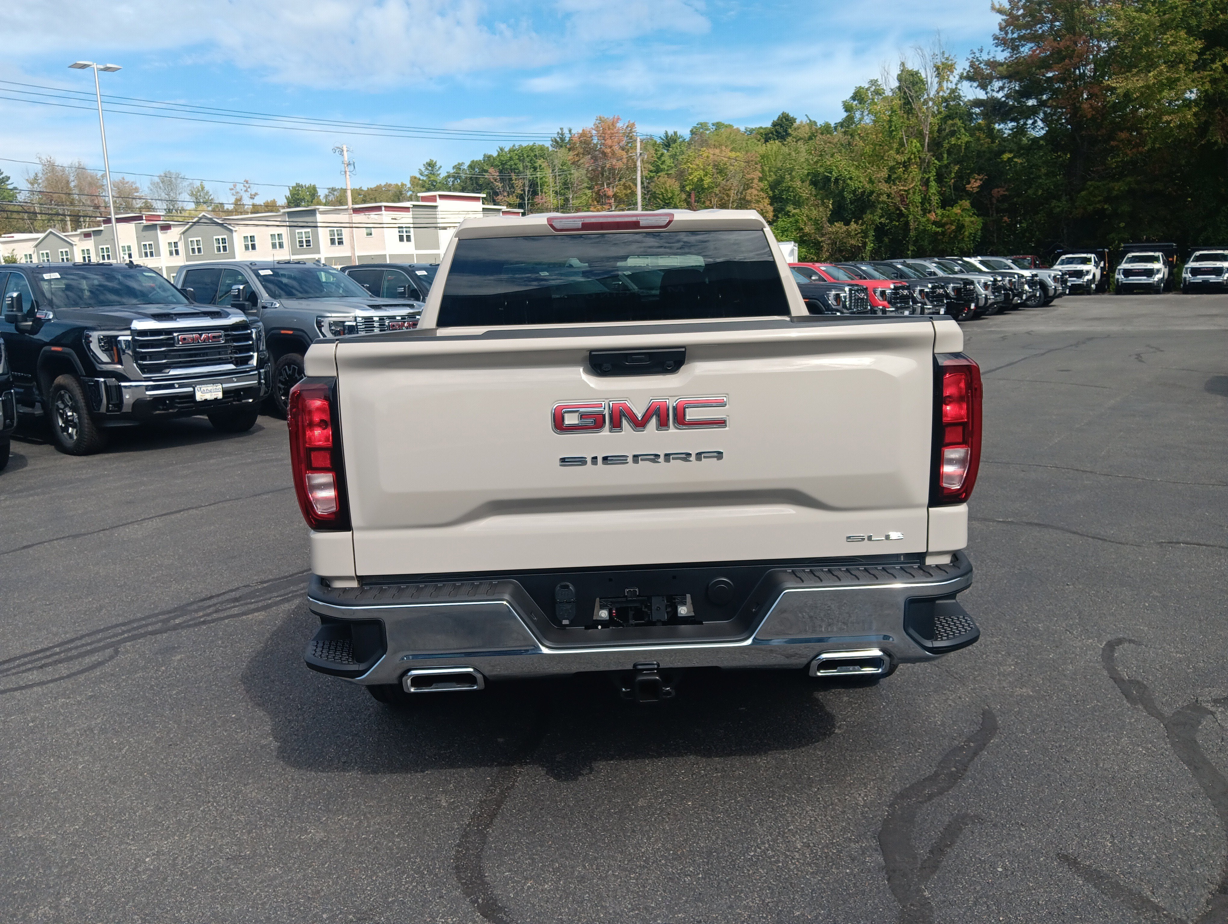 2026 GMC Sierra 1500 SLE