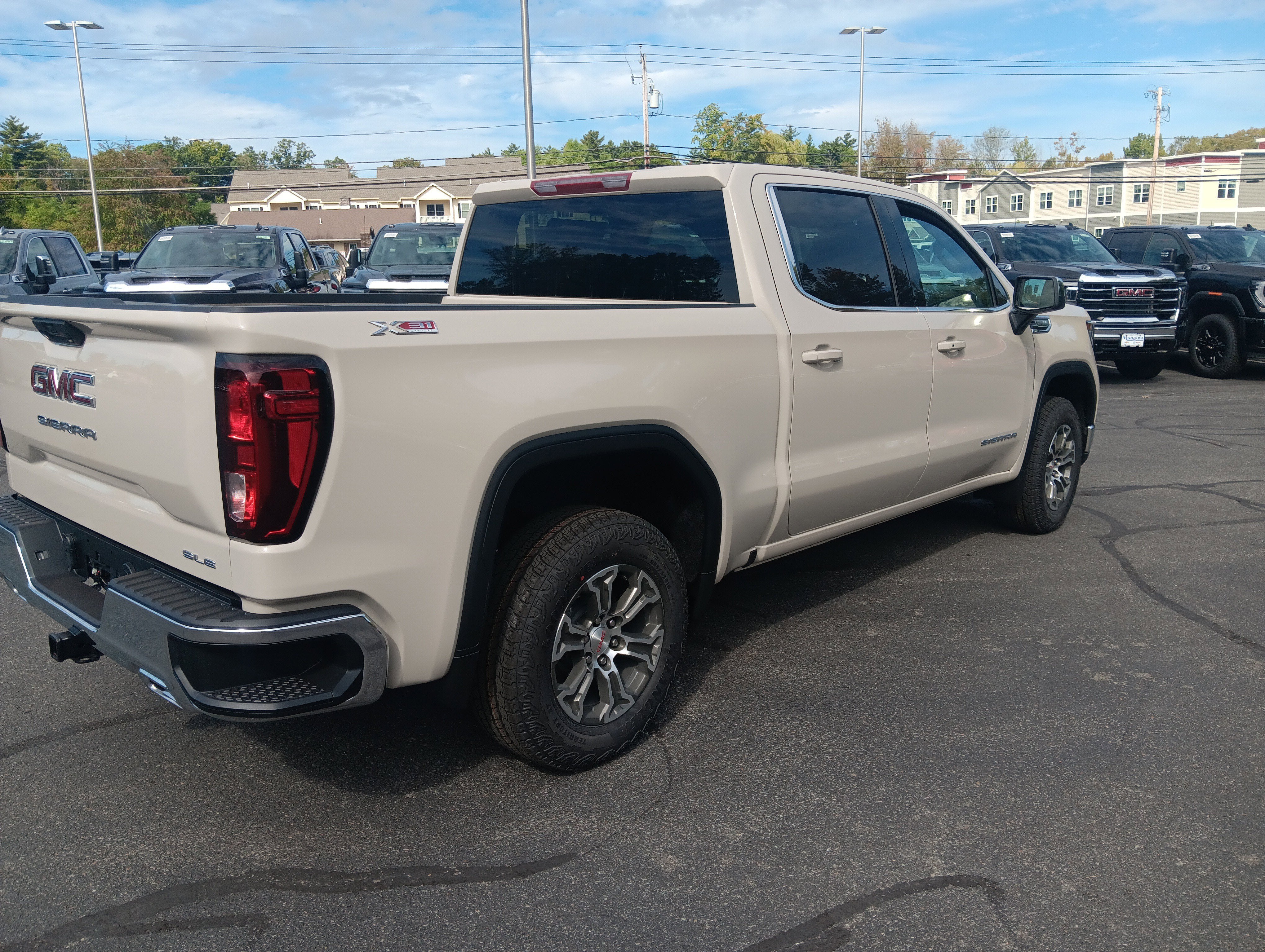 2026 GMC Sierra 1500 SLE